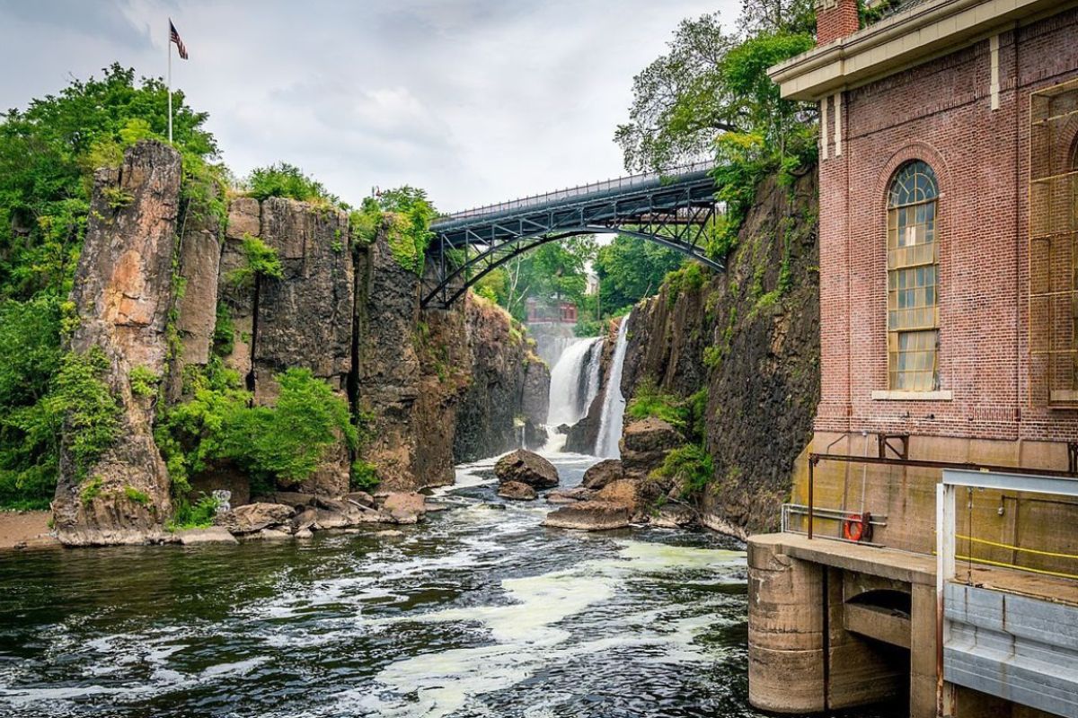 new-jerseys-secret-great-falls-in-paterson