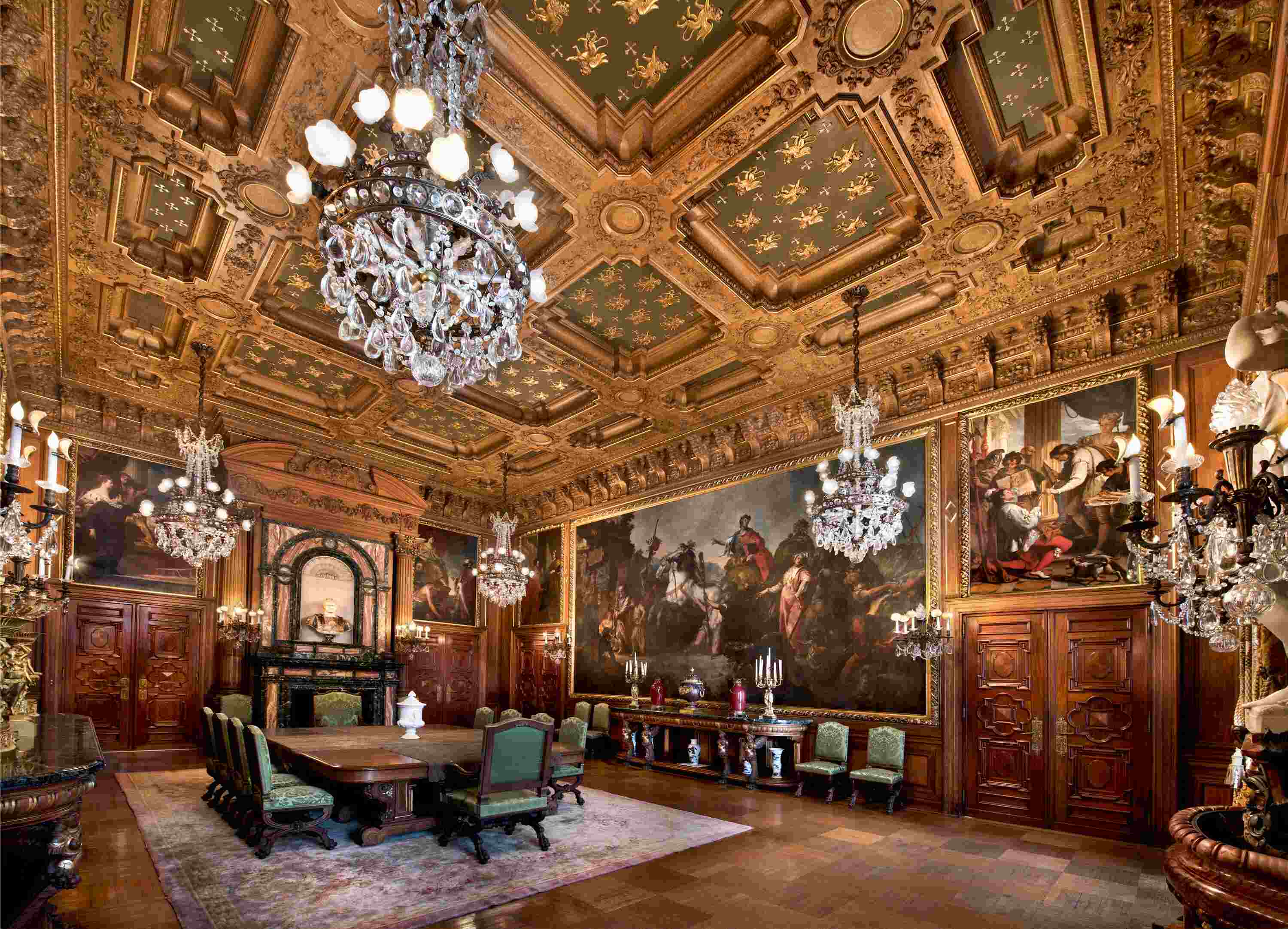 Newport8217s-Secret-The-Breakers-Vanderbilt8217s-Summer-8220Cottage8221-And-Gilded-Age-Opulence newports-secret-the-breakers-vanderbilts-summer-cottage-and-gilded-age-opulence