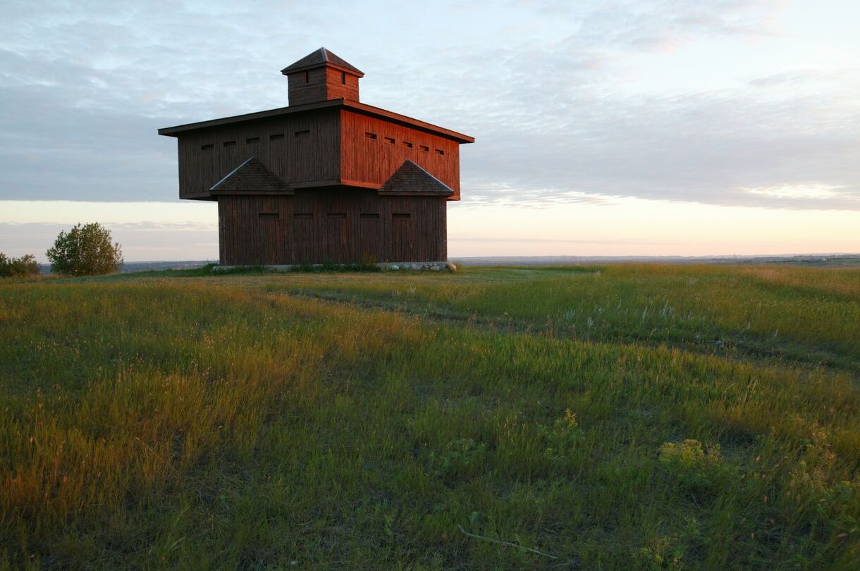North-Dakota8217s-Secret-Fort-Abraham-Lincoln-Rebuilt-Frontier-Post north-dakotas-secret-fort-abraham-lincoln-rebuilt-frontier-post