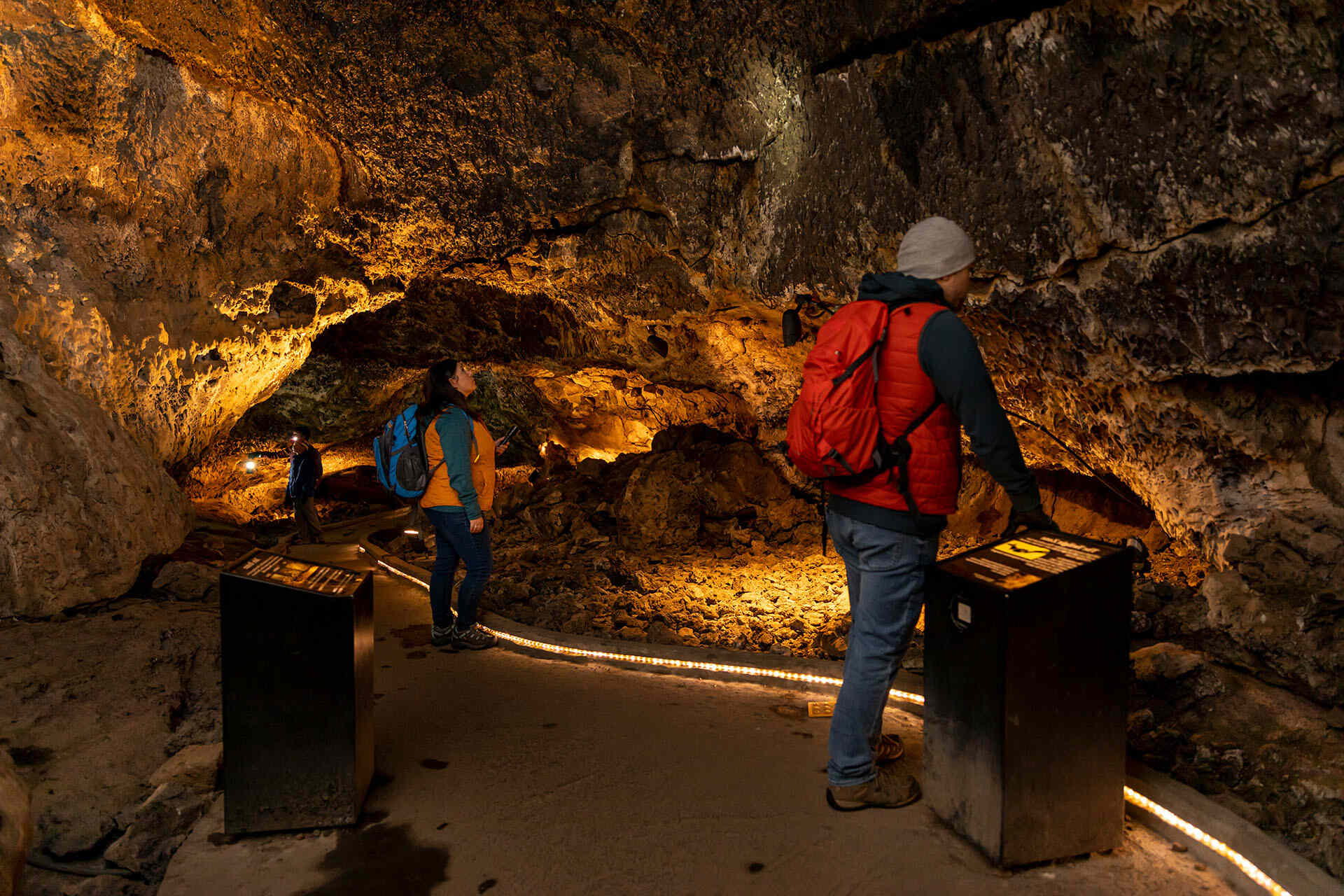 oregons-secret-volcanic-marvels-obsidian-and-lava-caves