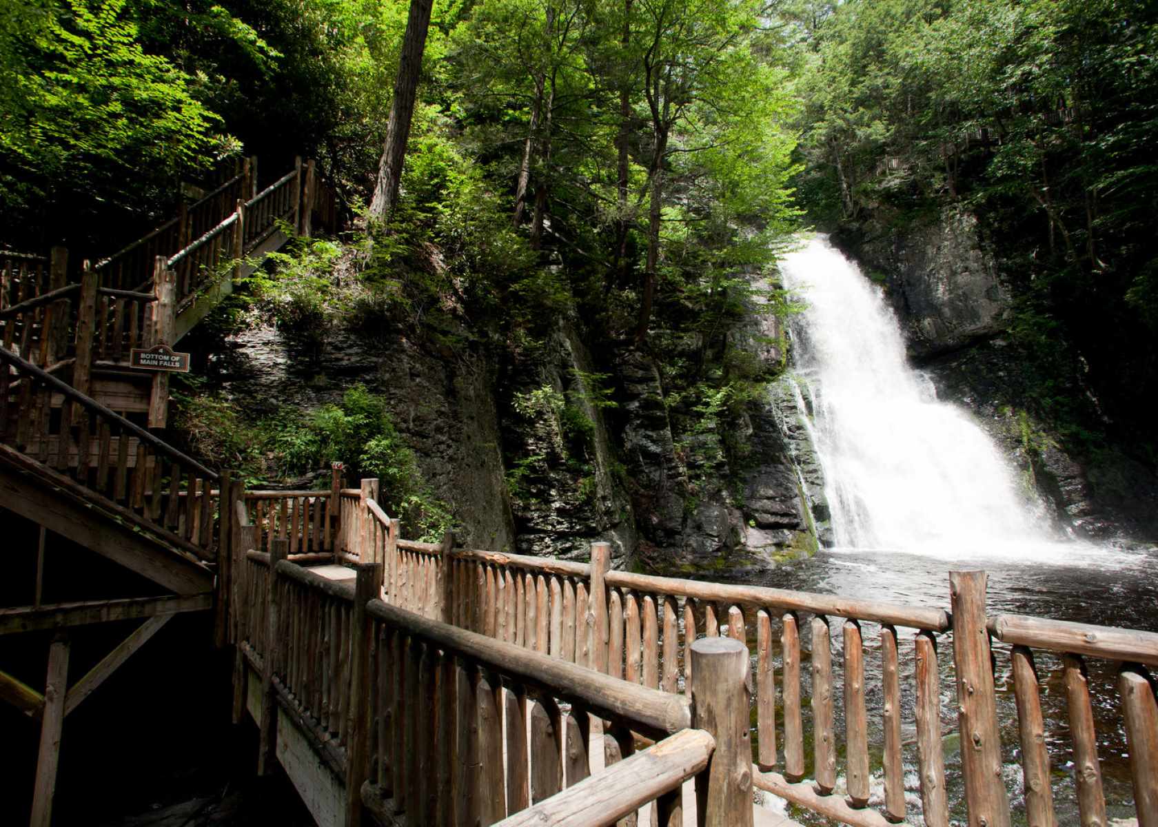 pennsylvanias-majestic-bushkill-falls-adventure