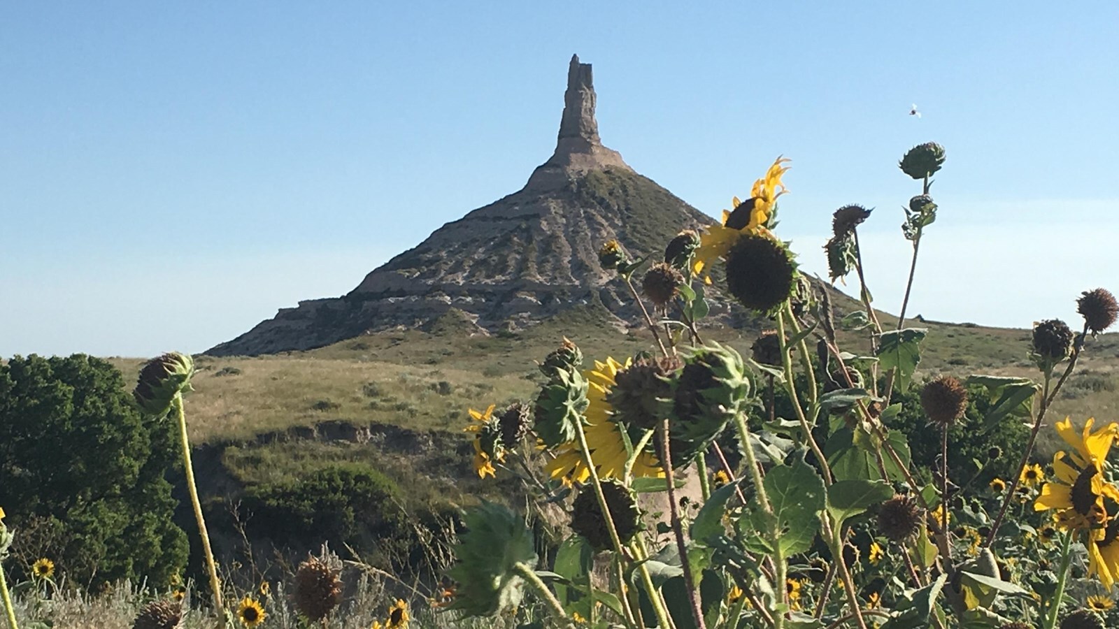 pioneer-adventures-await-at-chimney-rock-national-site