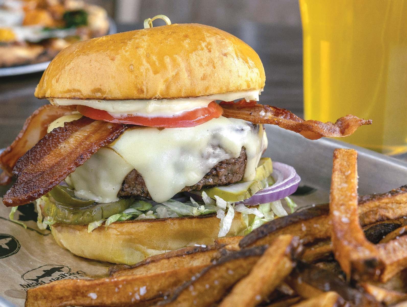 savor-the-flavors-at-wilmingtons-delaware-burger-battle