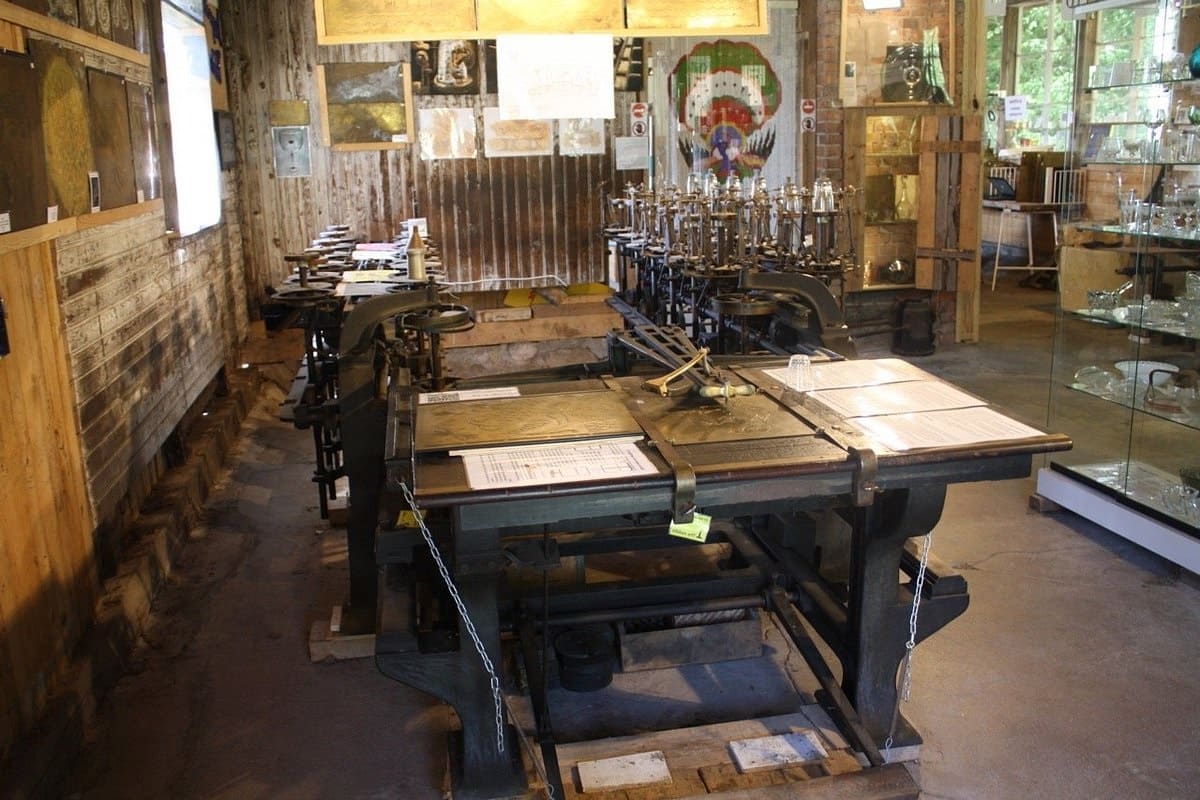 secret-antique-pantograph-workshops-of-detroit