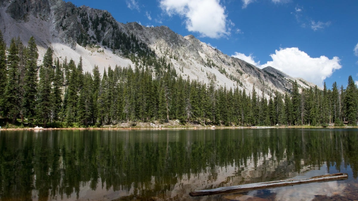 Secret-Hanging-Lakes-In-New-Mexico8217s-Santa-Fe-Forest secret-hanging-lakes-in-new-mexicos-santa-fe-forest