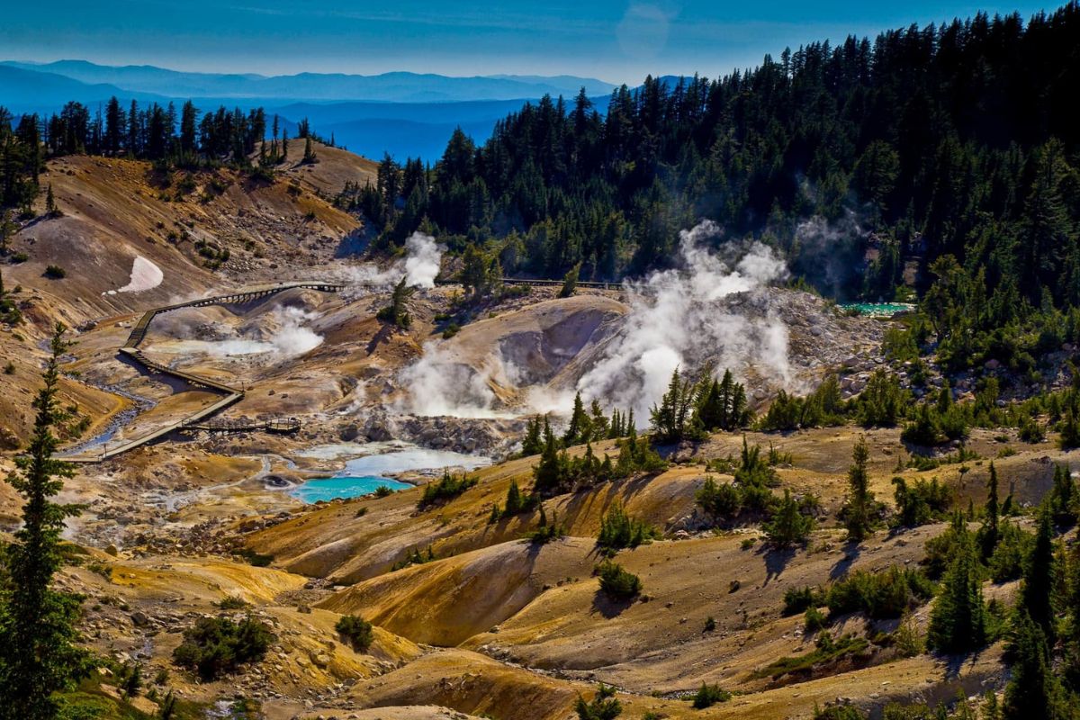 Secret-Hierothermal-Springs-Of-Lassen-Volcanic-National-Park secret-hierothermal-springs-of-lassen-volcanic-national-park
