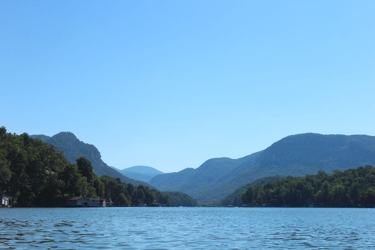 Secret-Lakes-Of-Lake-Lure-North-Carolina secret-lakes-of-lake-lure-north-carolina