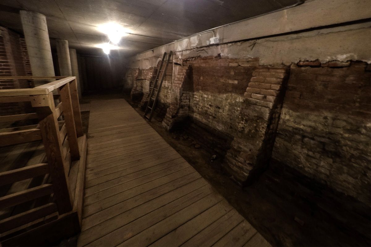 secret-underground-tunnels-of-sacramento-touristsecrets
