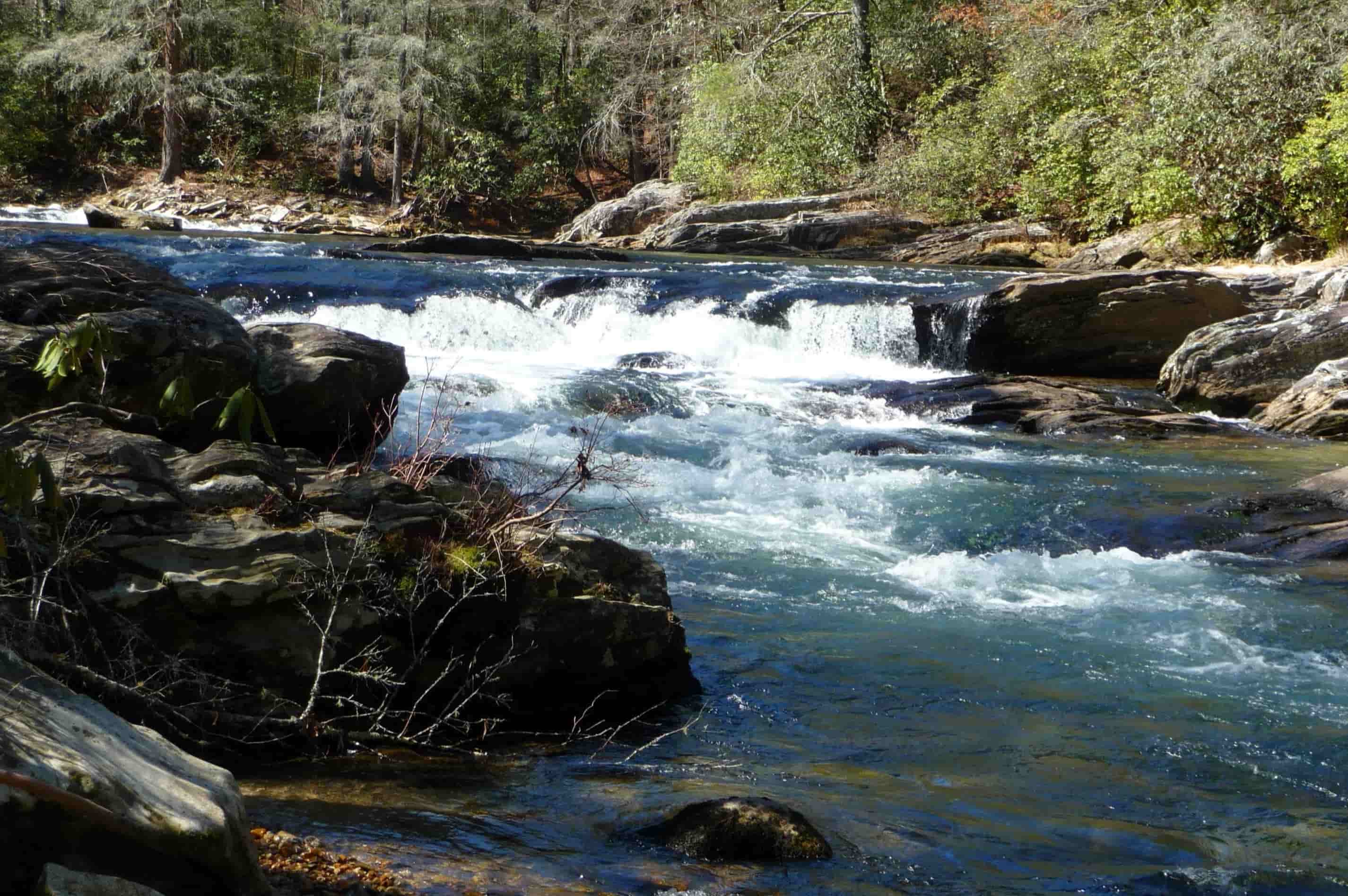 secret-water-chutes-of-georgias-chattooga-river