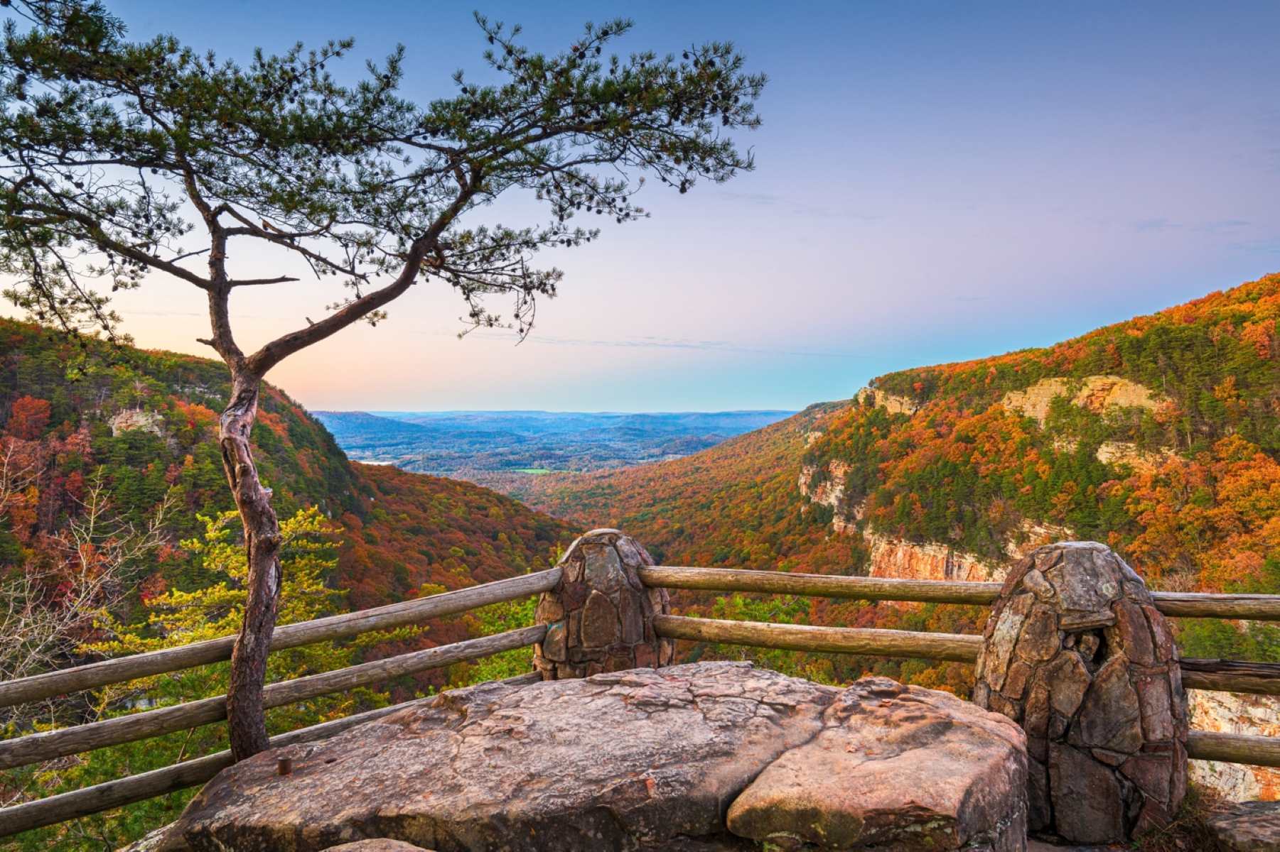 Secrets-Of-Cloudland-Canyon-Waterfalls-And-Views secrets-of-cloudland-canyon-waterfalls-and-views