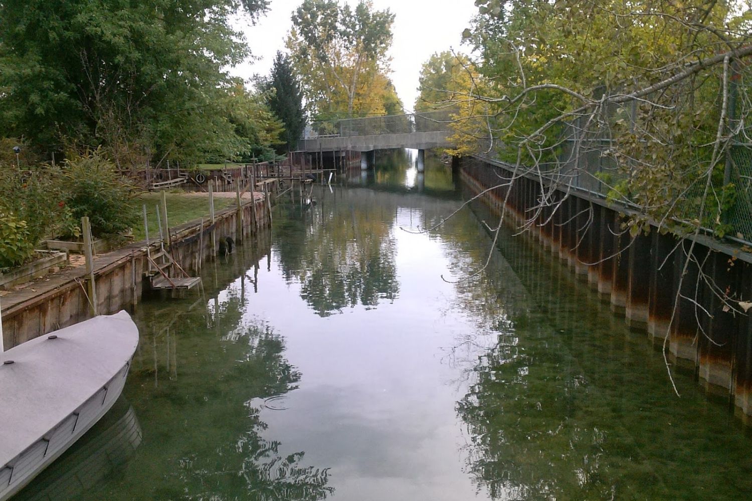 Secrets-Of-Detroit8217s-Canal-Path secrets-of-detroits-canal-path