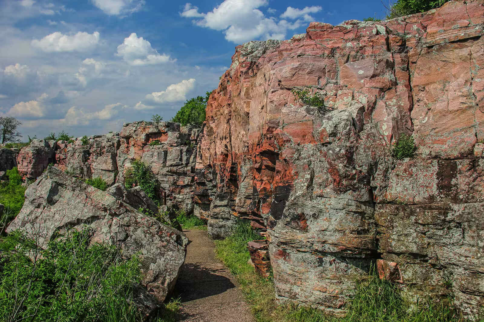 Secrets-Of-Pipestone-National-Monument-Native-American-Quarry-Site secrets-of-pipestone-national-monument-native-american-quarry-site