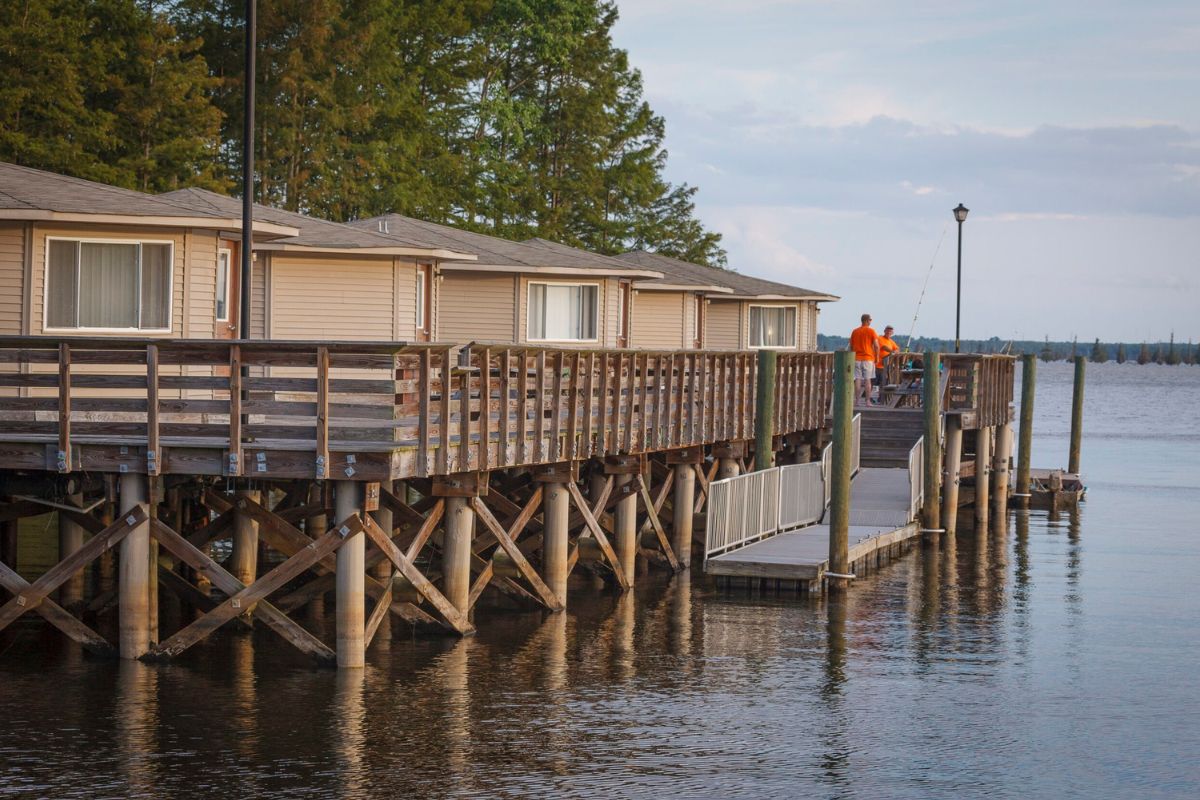 secrets-of-south-carolinas-santee-state-park-boardwalk
