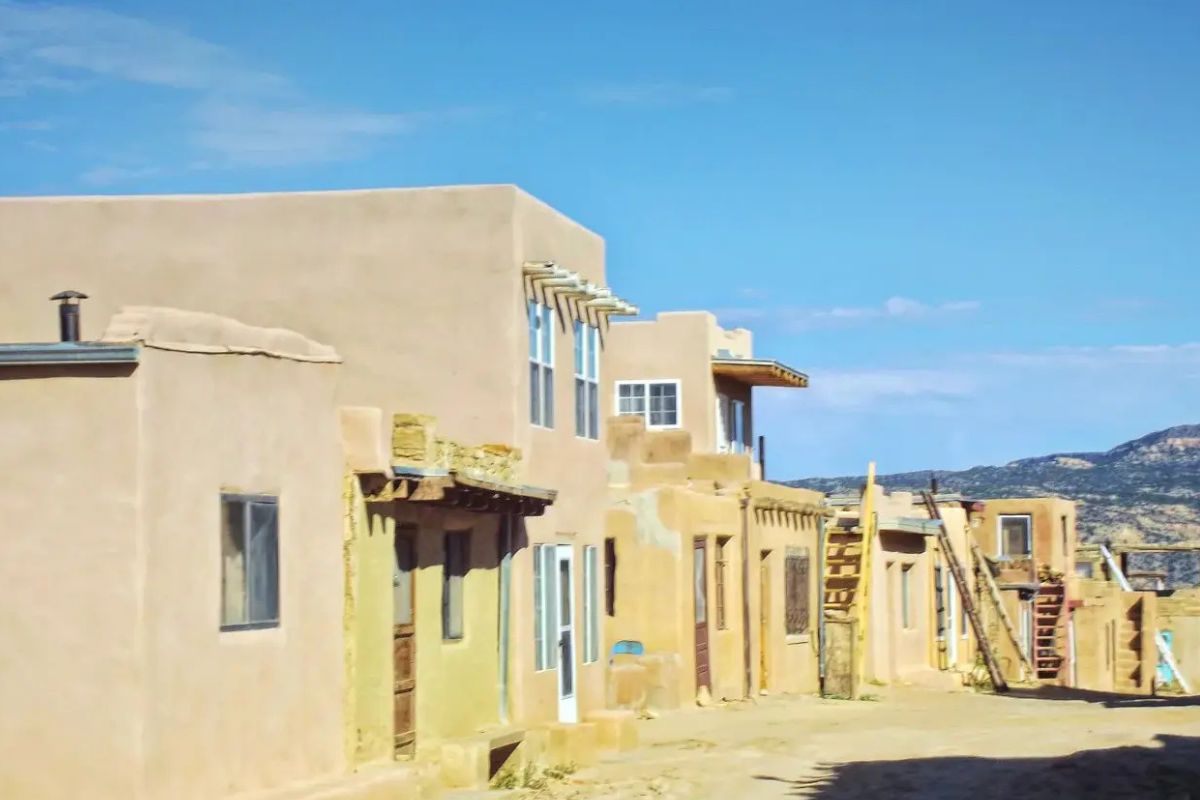 sky-city-wonders-at-acoma-pueblos-haaku-museum