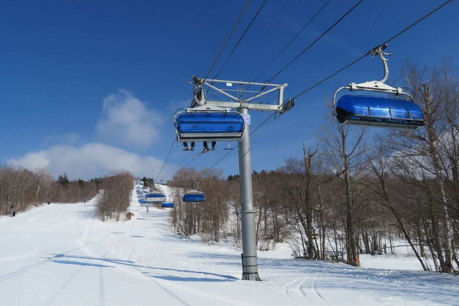 Soar-To-New-Heights-On-Mount-Snow8217s-Bluebird-Express soar-to-new-heights-on-mount-snows-bluebird-express