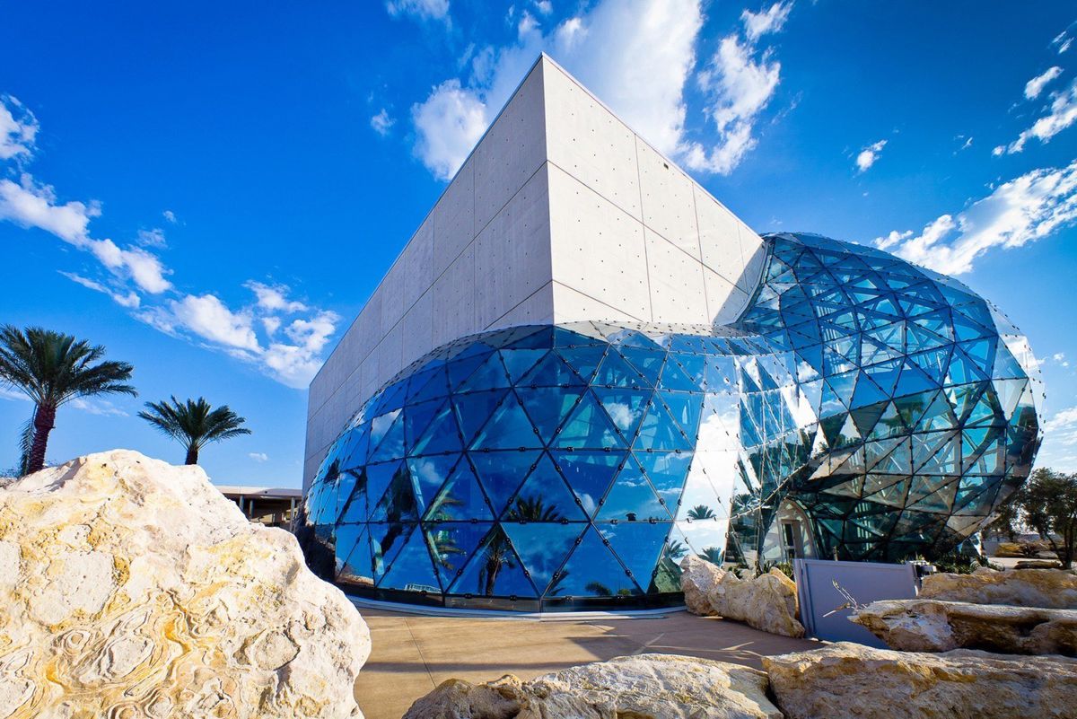 st-petersburgs-secret-salvador-dali-museum