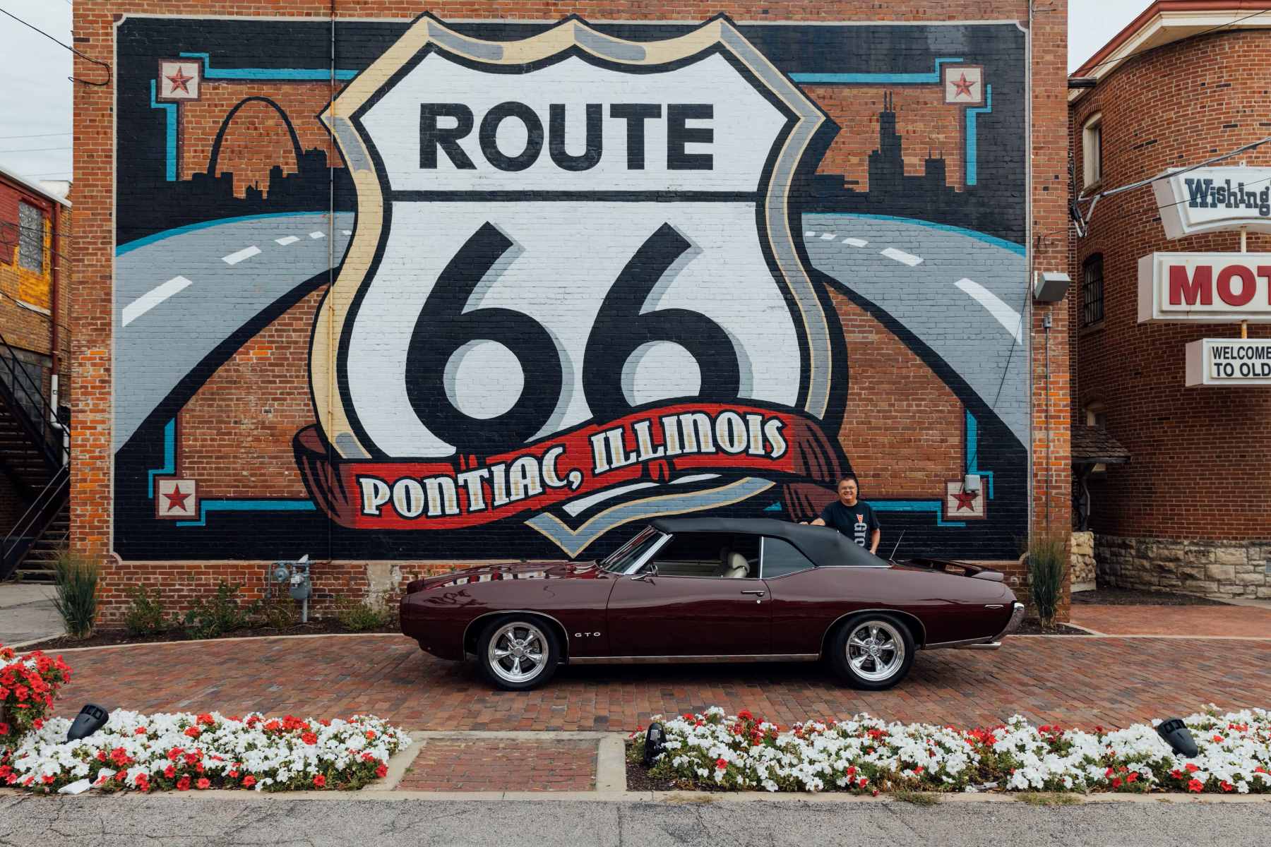 Start-Your-Adventure-On-Route-668217s-Mother-Road start-your-adventure-on-route-66s-mother-road