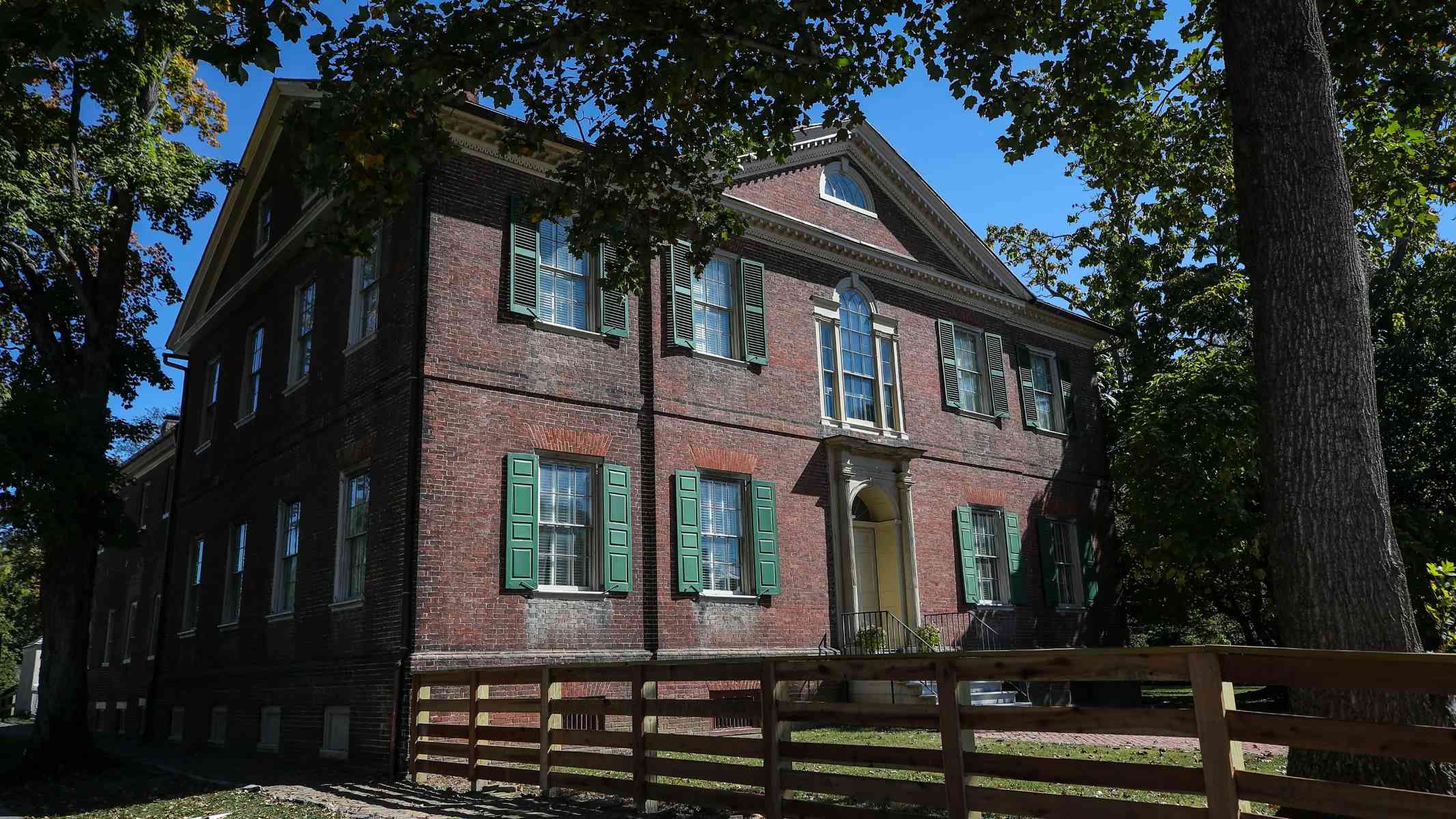 step-back-in-time-at-frankforts-liberty-hall