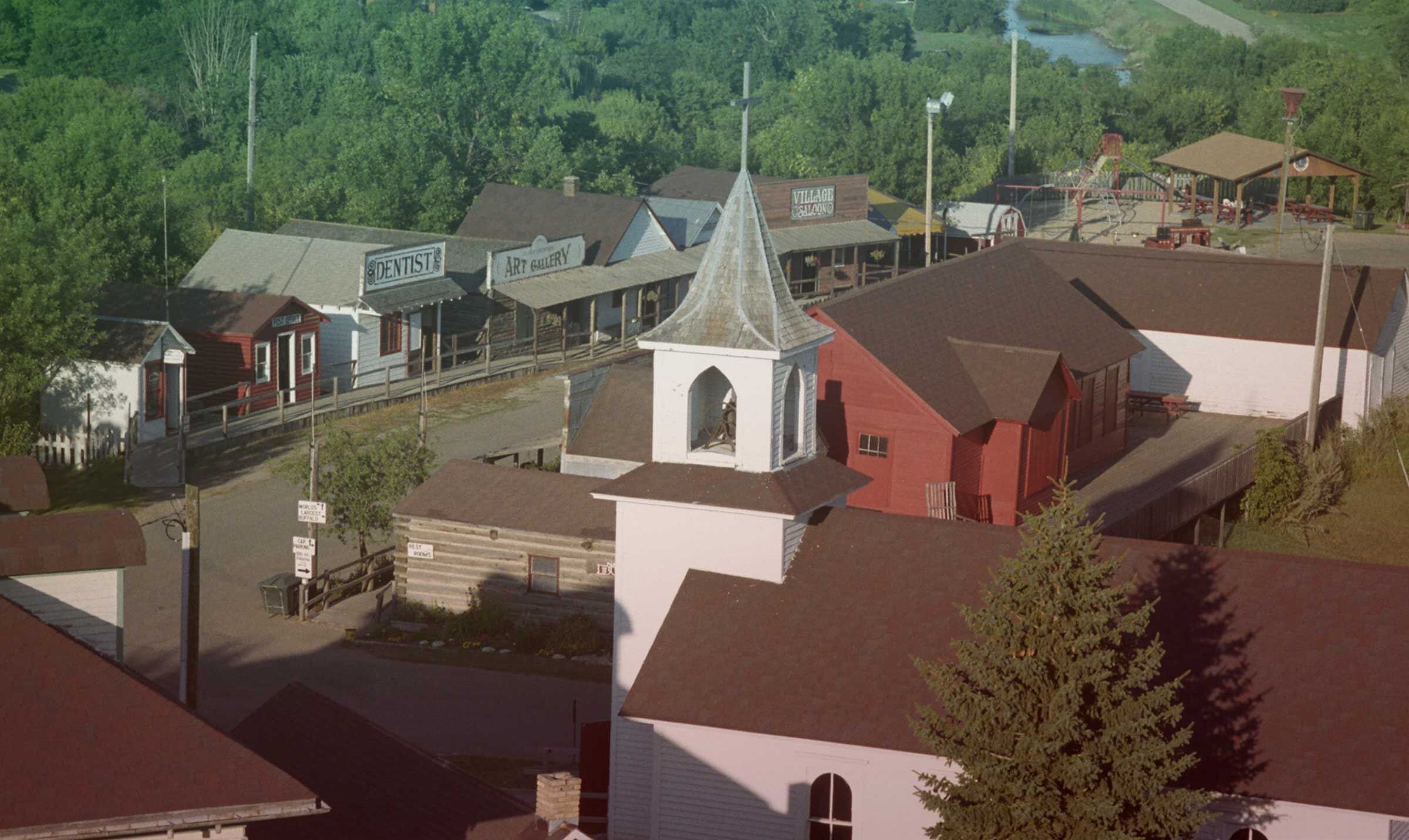 step-back-in-time-at-jamestowns-frontier-village