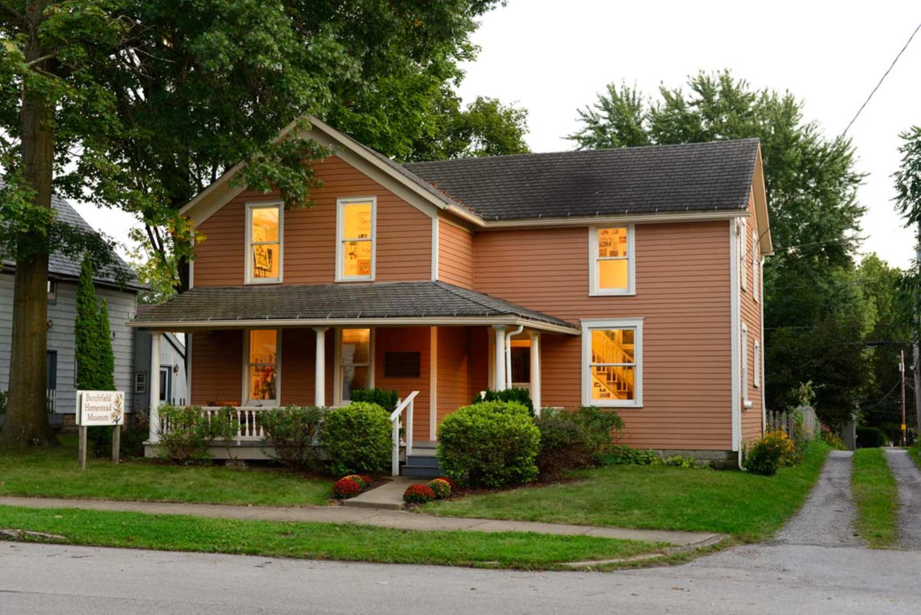 Step-Back-In-Time-At-Salem8217s-Burchfield-Homestead-TouristSecrets step-back-in-time-at-salems-burchfield-homestead-touristsecrets