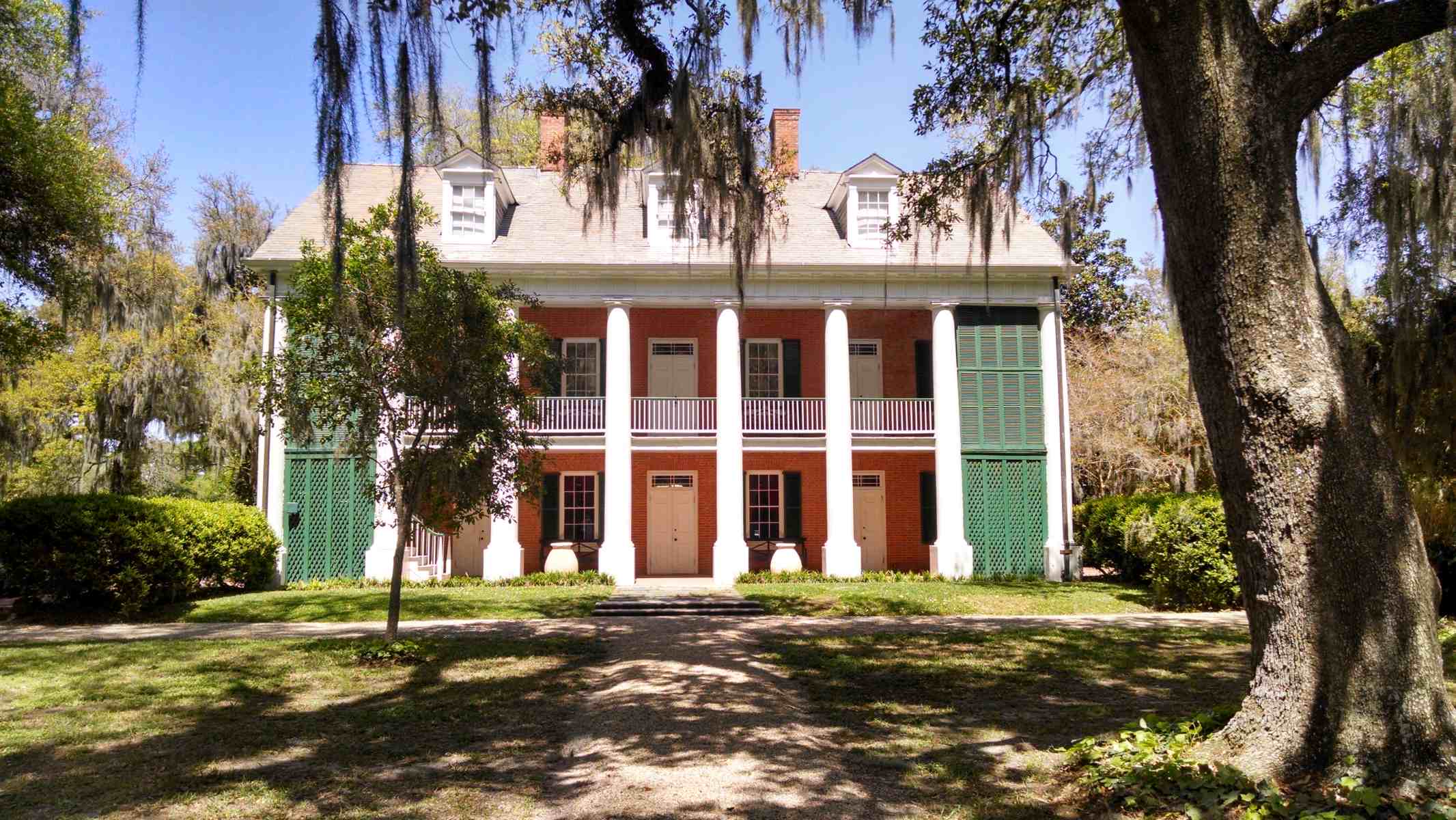 step-back-in-time-at-shadows-on-the-teche-home-tours