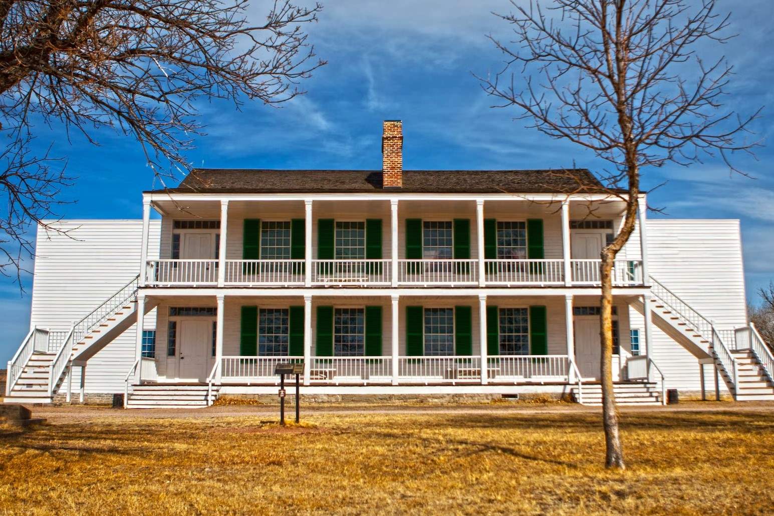 stories-hidden-at-fort-laramie-wyoming