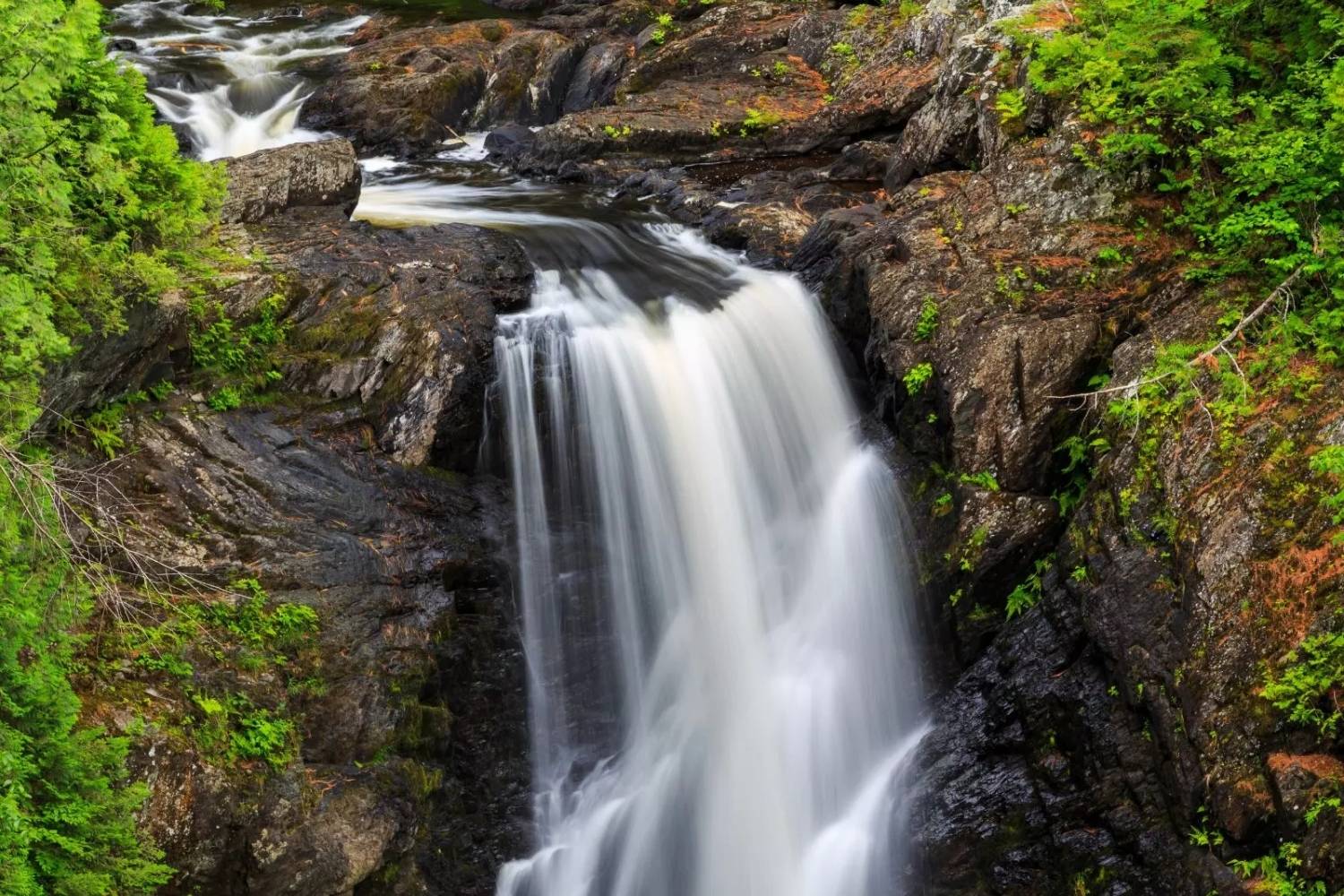The-Secret-Waterfalls-Of-Maine’s-Coastline the-secret-waterfalls-of-maines-coastline
