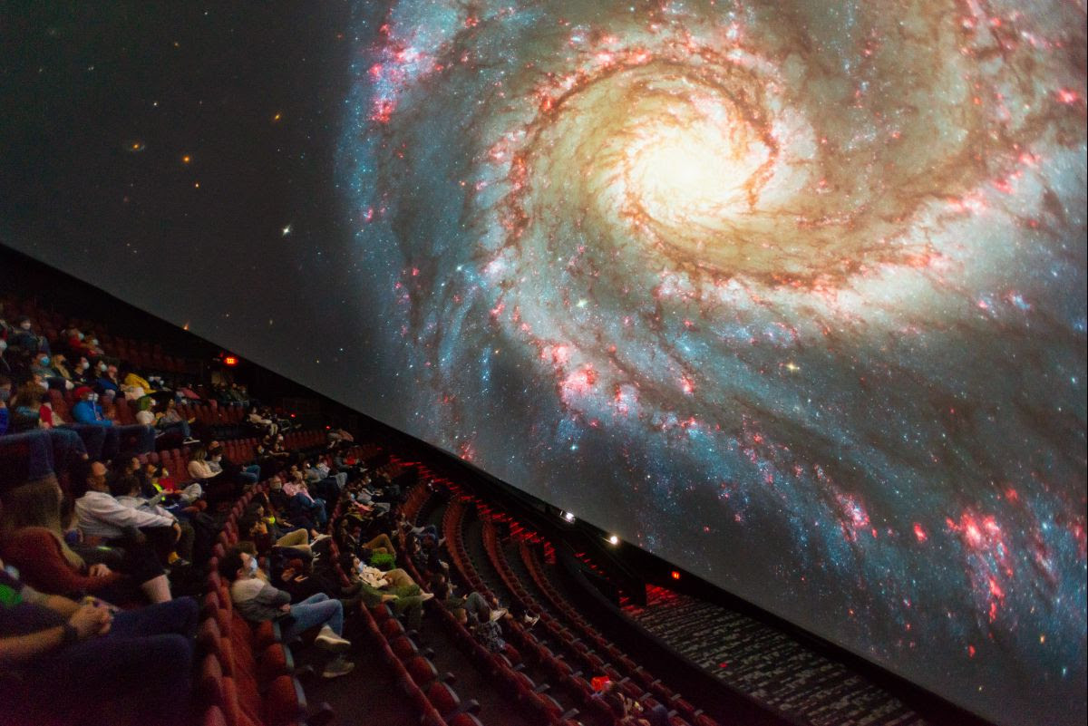 thrilling-adventures-at-liberty-science-center-imax