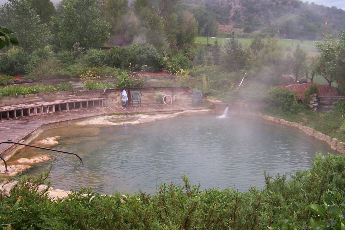 Top-10-Clothing-Optional-Hot-Springs-In-Colorado-TouristSecrets top-10-clothing-optional-hot-springs-in-colorado-touristsecrets