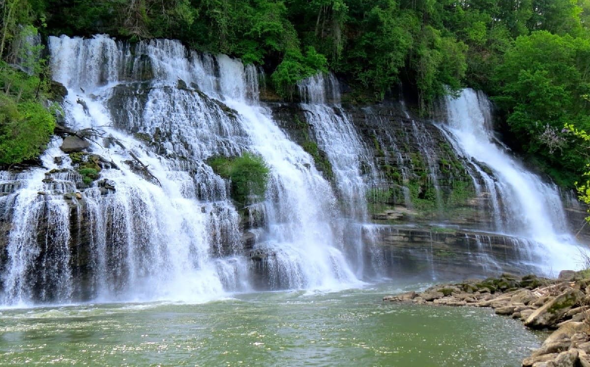 Twin-Falls-Nature8217s-Hidden-Gem-At-Rock-Island-State-Park twin-falls-natures-hidden-gem-at-rock-island-state-park