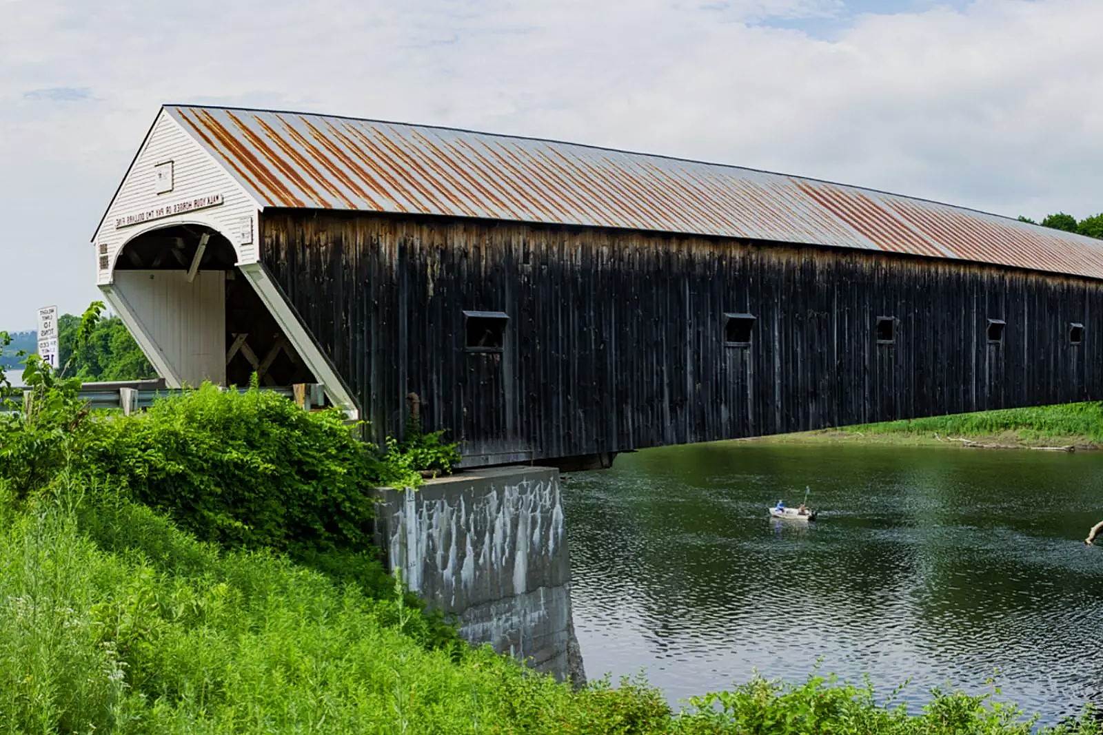twin-state-marvel-cornish-windsor-covered-bridge