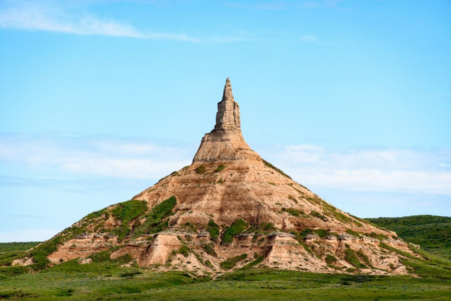 uncover-the-mystique-of-chimney-rock