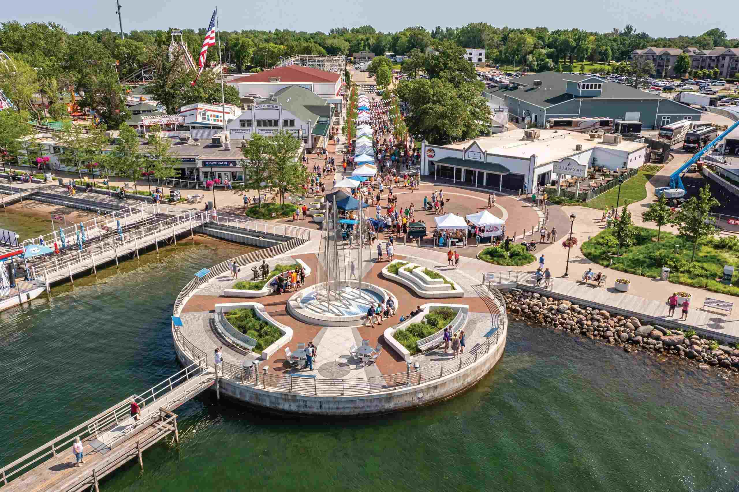 Unforgettable-Summers-At-Okoboji8217s-Iowa-Great-Lakes-Resort unforgettable-summers-at-okobojis-iowa-great-lakes-resort