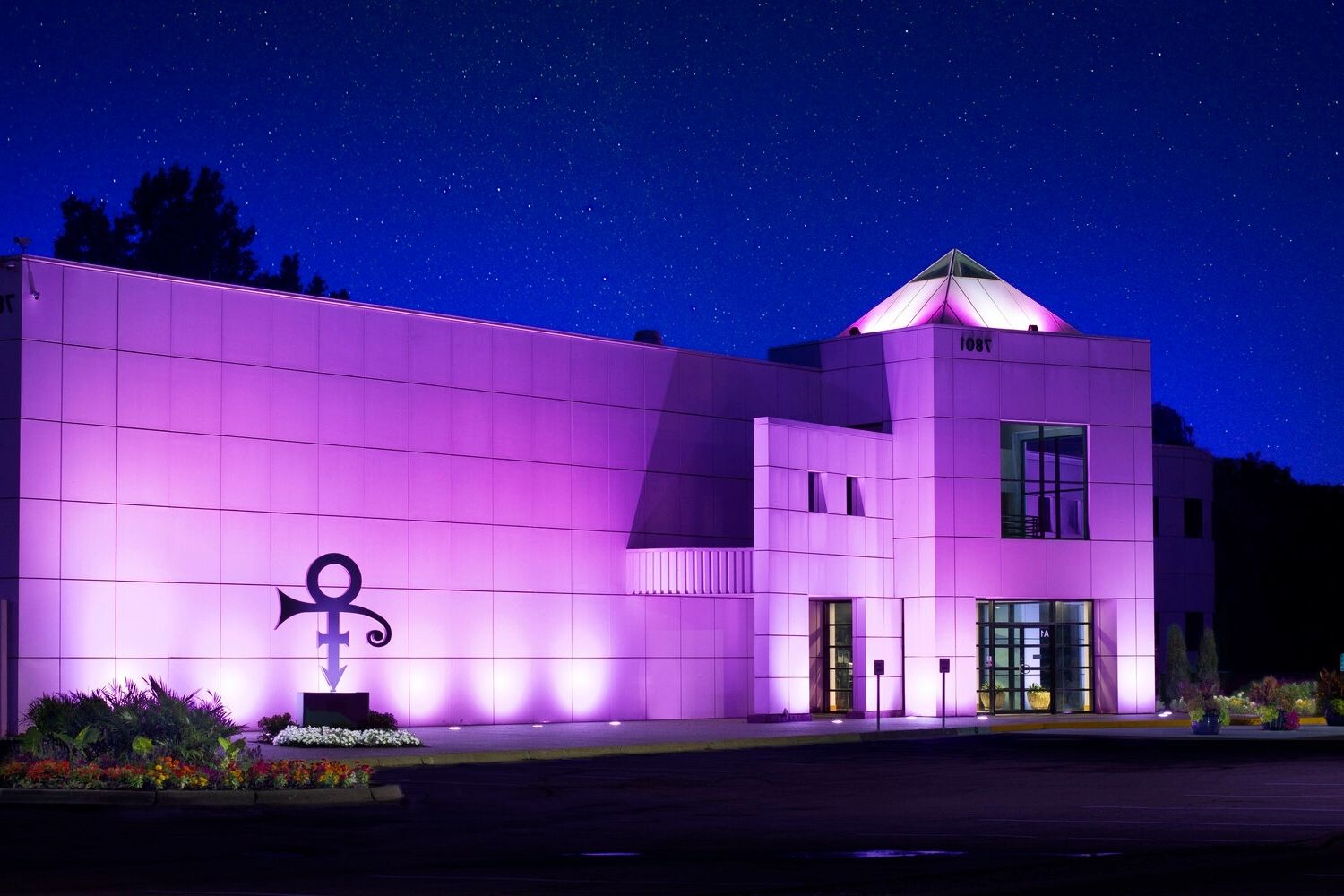unveil-the-magic-of-prince-at-paisley-park
