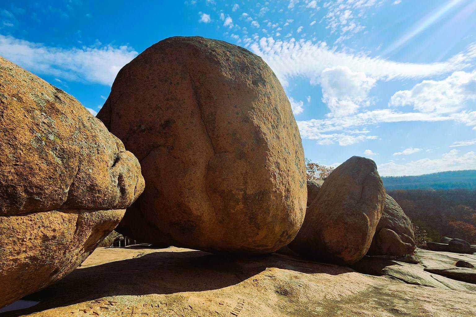 unveil-the-wonders-of-elephant-rocks-braille-trail