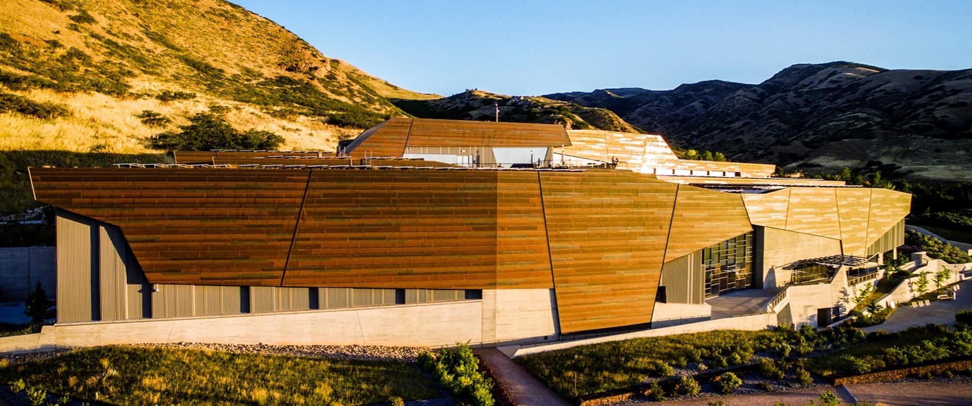 unveil-utahs-wonders-at-salt-lakes-natural-history-museum