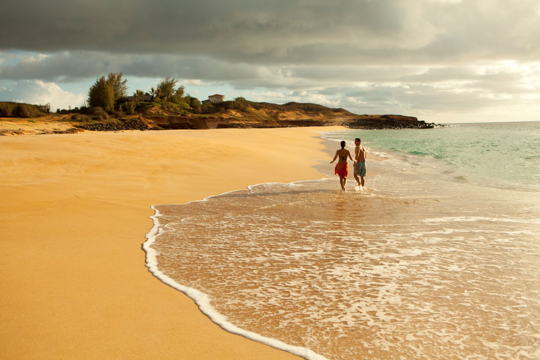 Unwind-At-Molokai8217s-Pristine-Papohaku-Beach-Park unwind-at-molokais-pristine-papohaku-beach-park