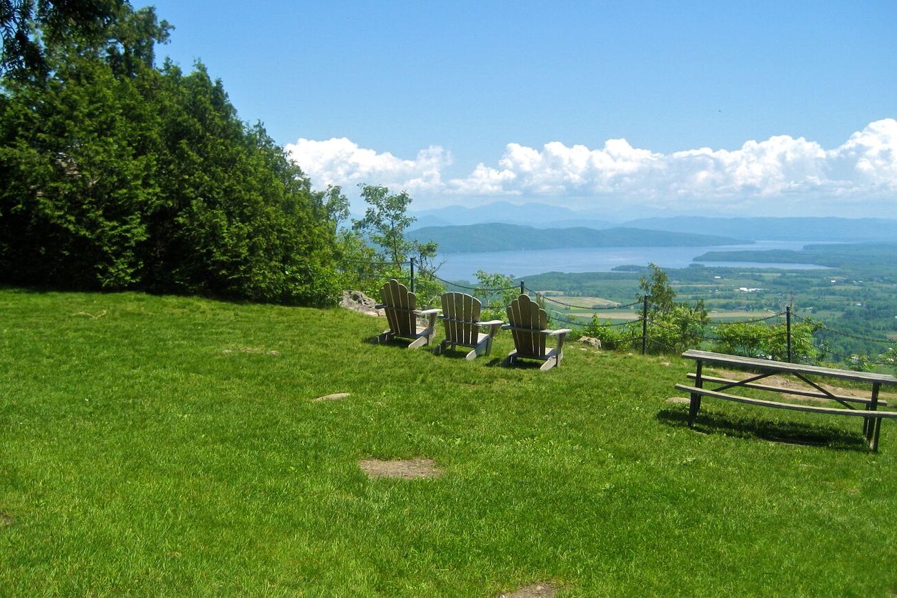 Vermont8217s-Secret-Mount-Philo-State-Park-With-Stunning-Lake-Champlain-Views vermonts-secret-mount-philo-state-park-with-stunning-lake-champlain-views