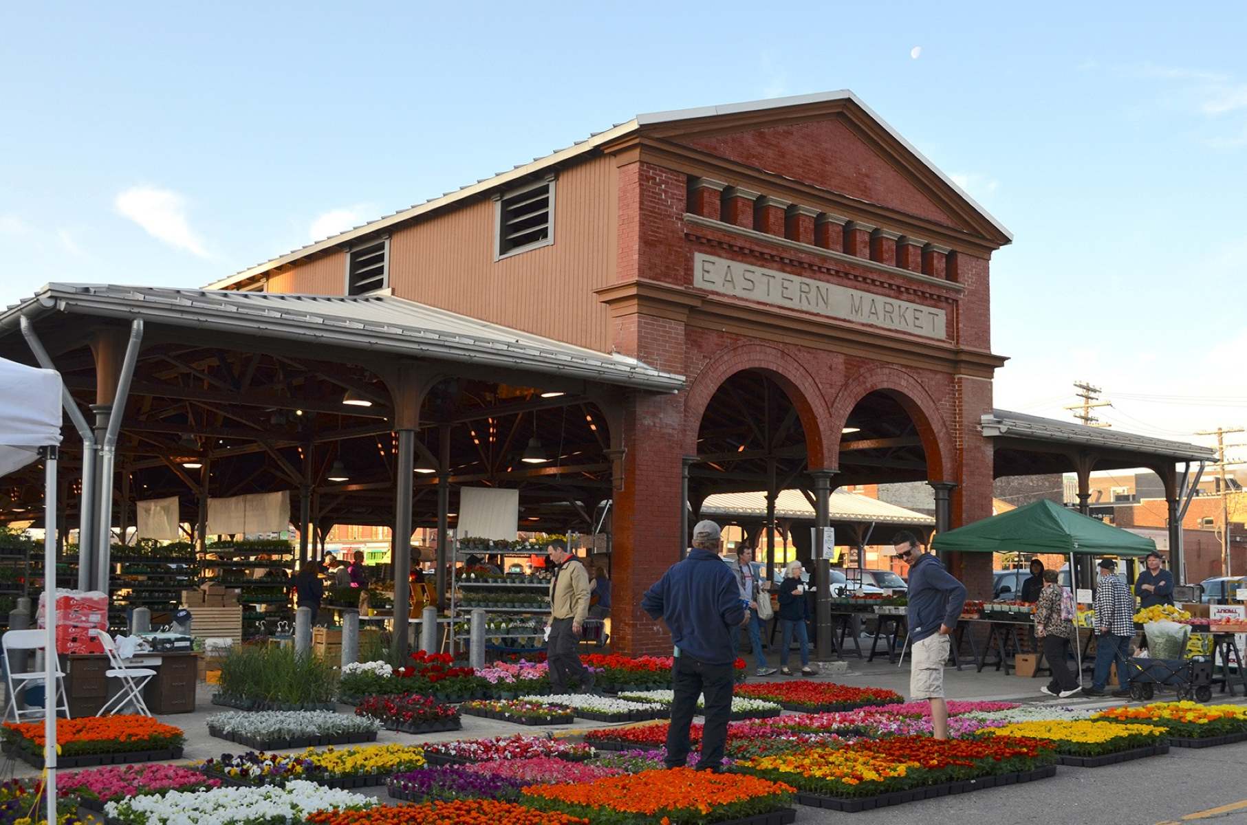 Vibrant-Vibes-At-Detroit8217s-Eastern-Market vibrant-vibes-at-detroits-eastern-market