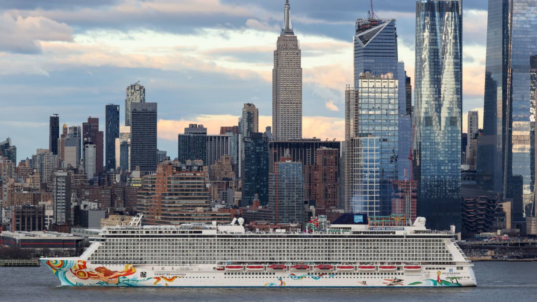 Where-Do-Norwegian-Cruise-Ships-Dock-In-New-York-City-TouristSecrets where-do-norwegian-cruise-ships-dock-in-new-york-city-touristsecrets