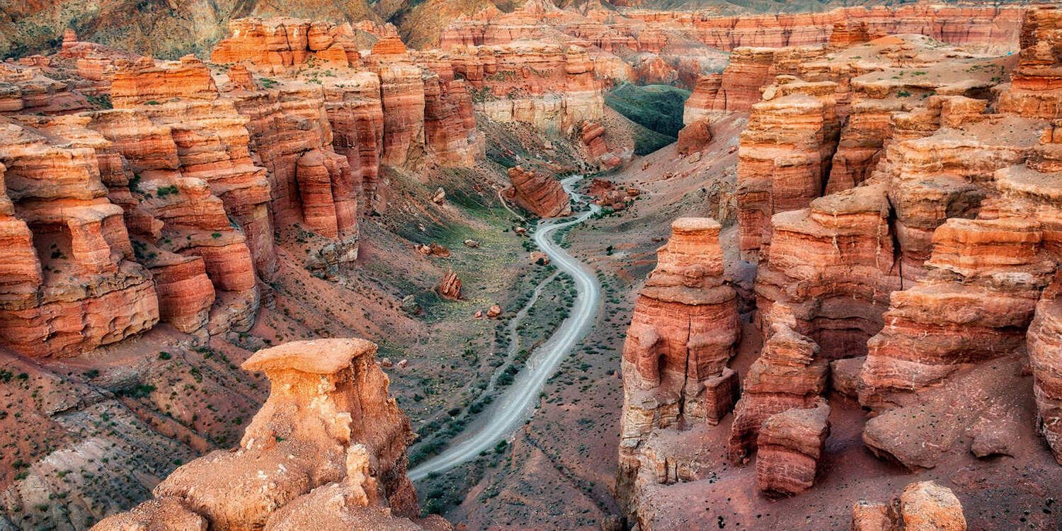 Whispering-Walls-Of-The-Whistle-Canyons whispering-walls-of-the-whistle-canyons