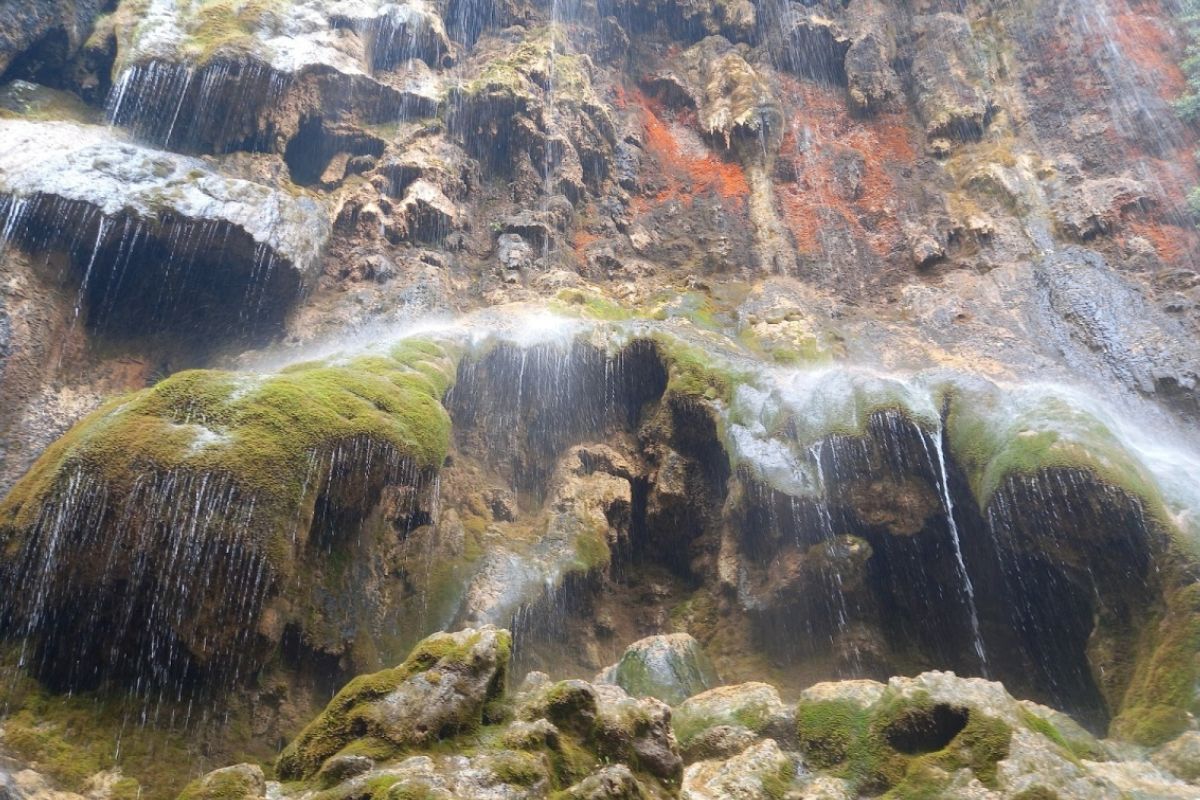 Whispering-Waterfall-Secrets-Of-The-Hidden-Valley whispering-waterfall-secrets-of-the-hidden-valley