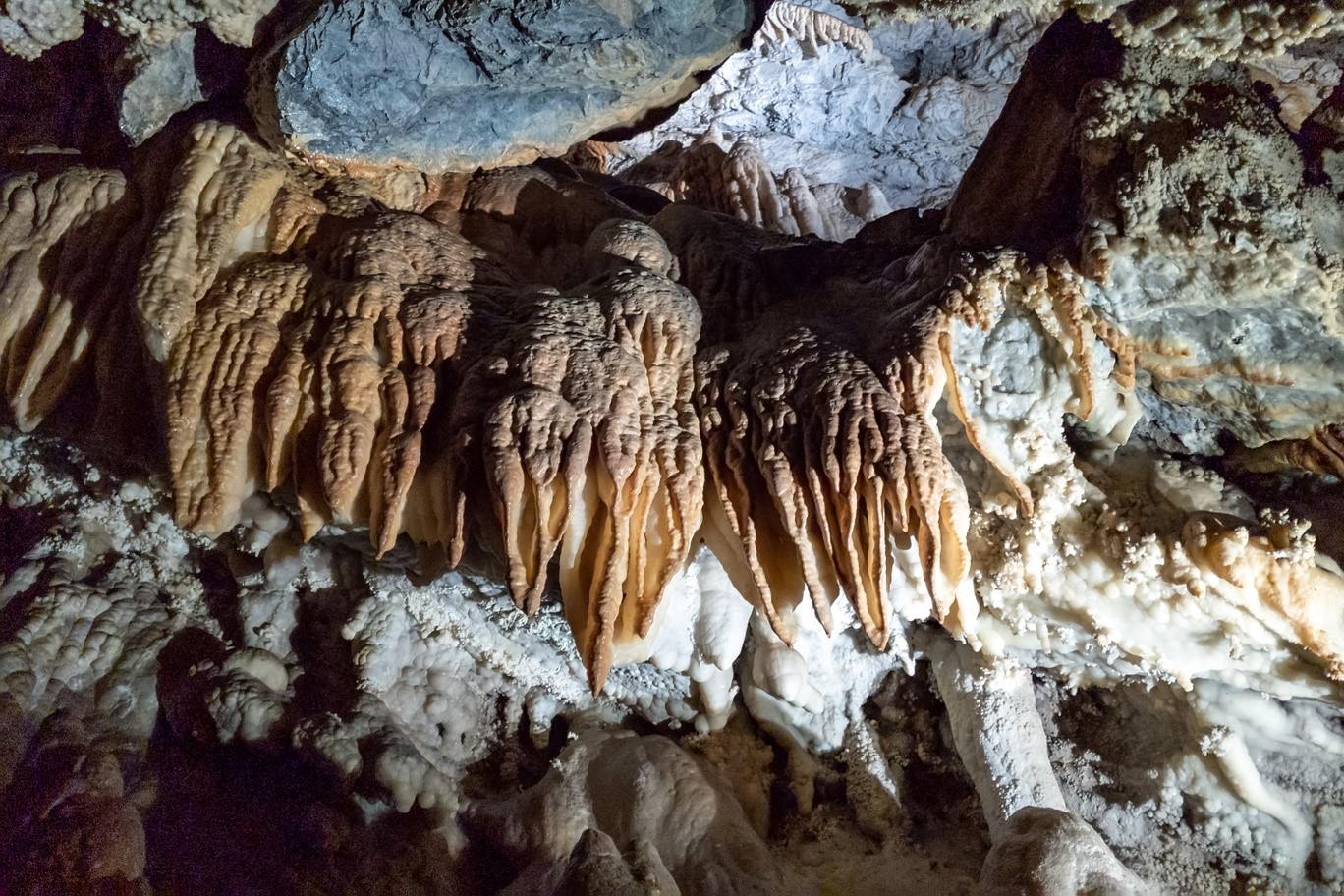 Ancient-Caves-Of-Utah8217s-Timpanogos ancient-caves-of-utahs-timpanogos