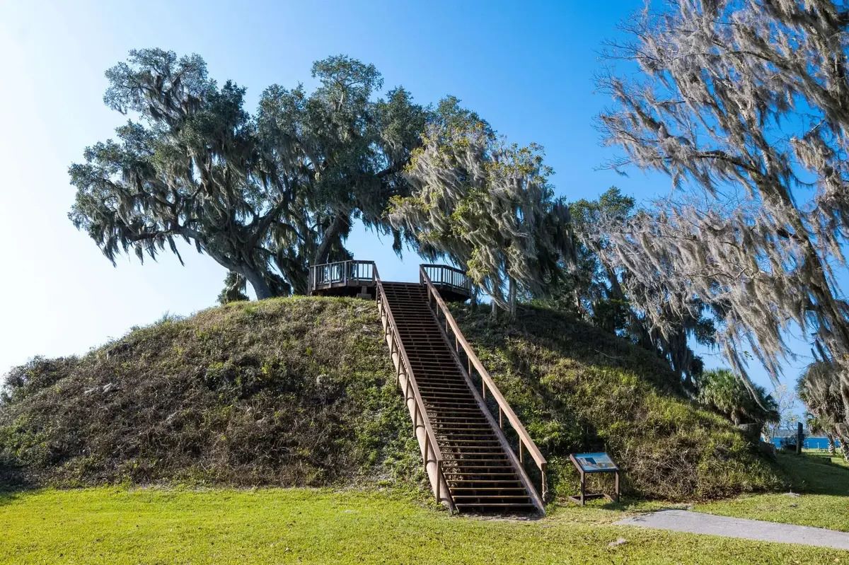 ancient-shell-mounds-of-floridas-crystal-coast