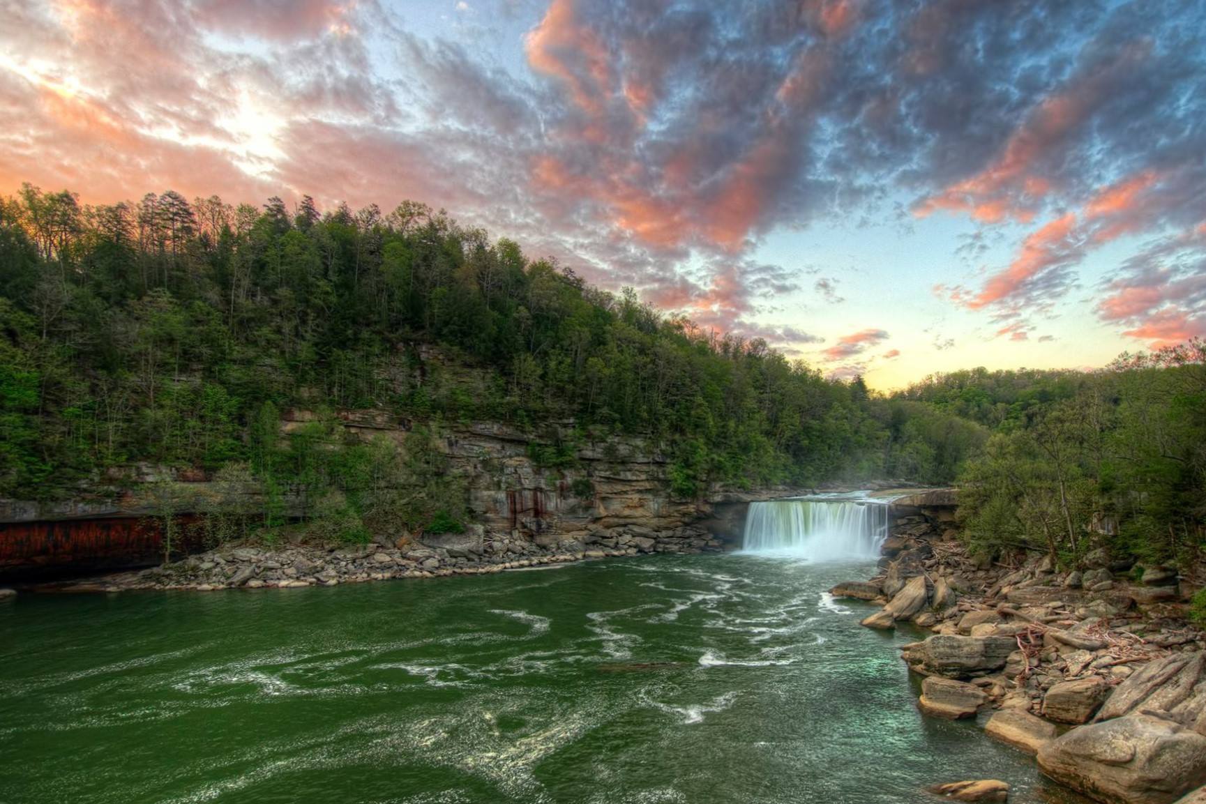 ancient-trails-of-kentuckys-cumberland-falls