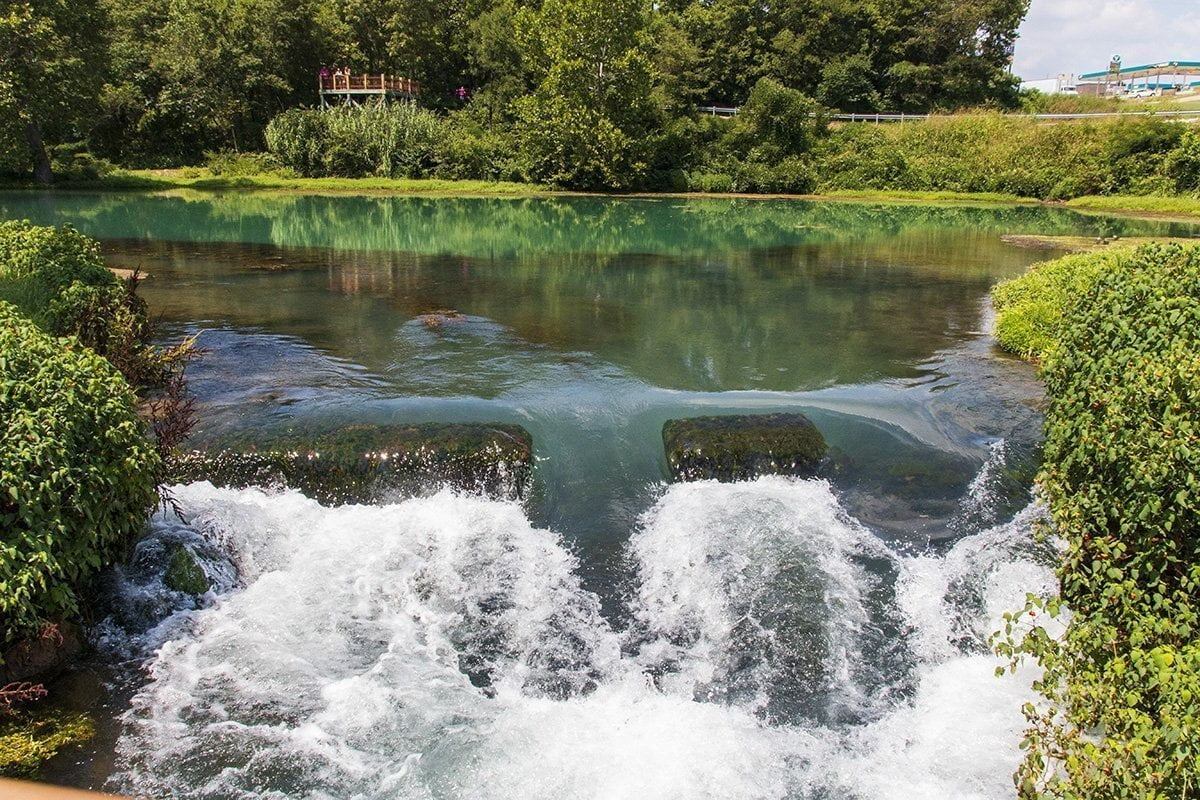 Arkansas8217-Secret-Mammoth-Spring-Flowing-Into-Spring-River arkansas-secret-mammoth-spring-flowing-into-spring-river