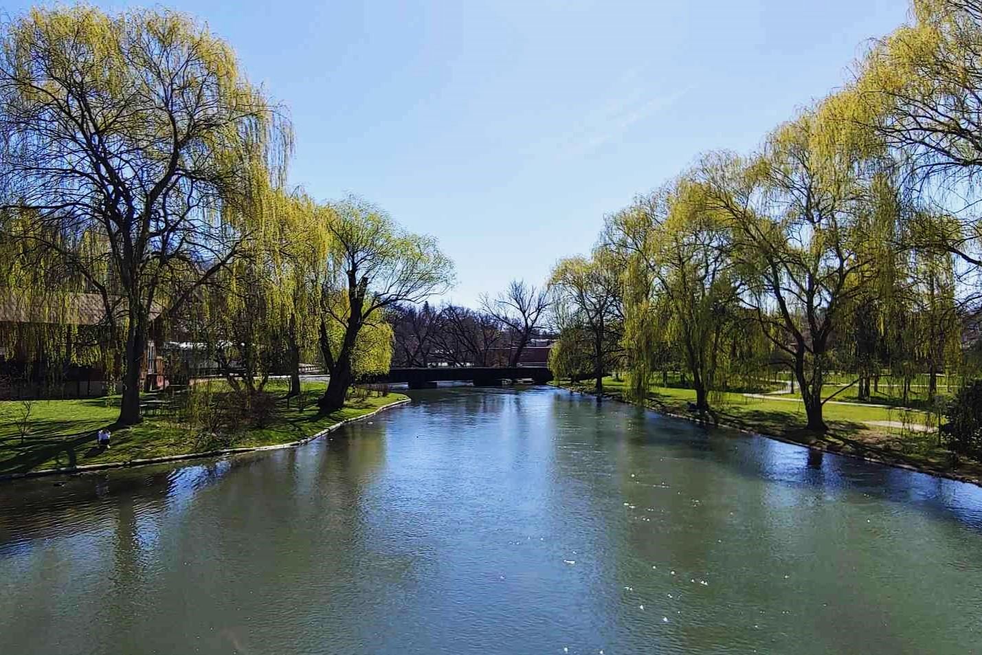 bellefontes-secret-park-with-a-natural-spring