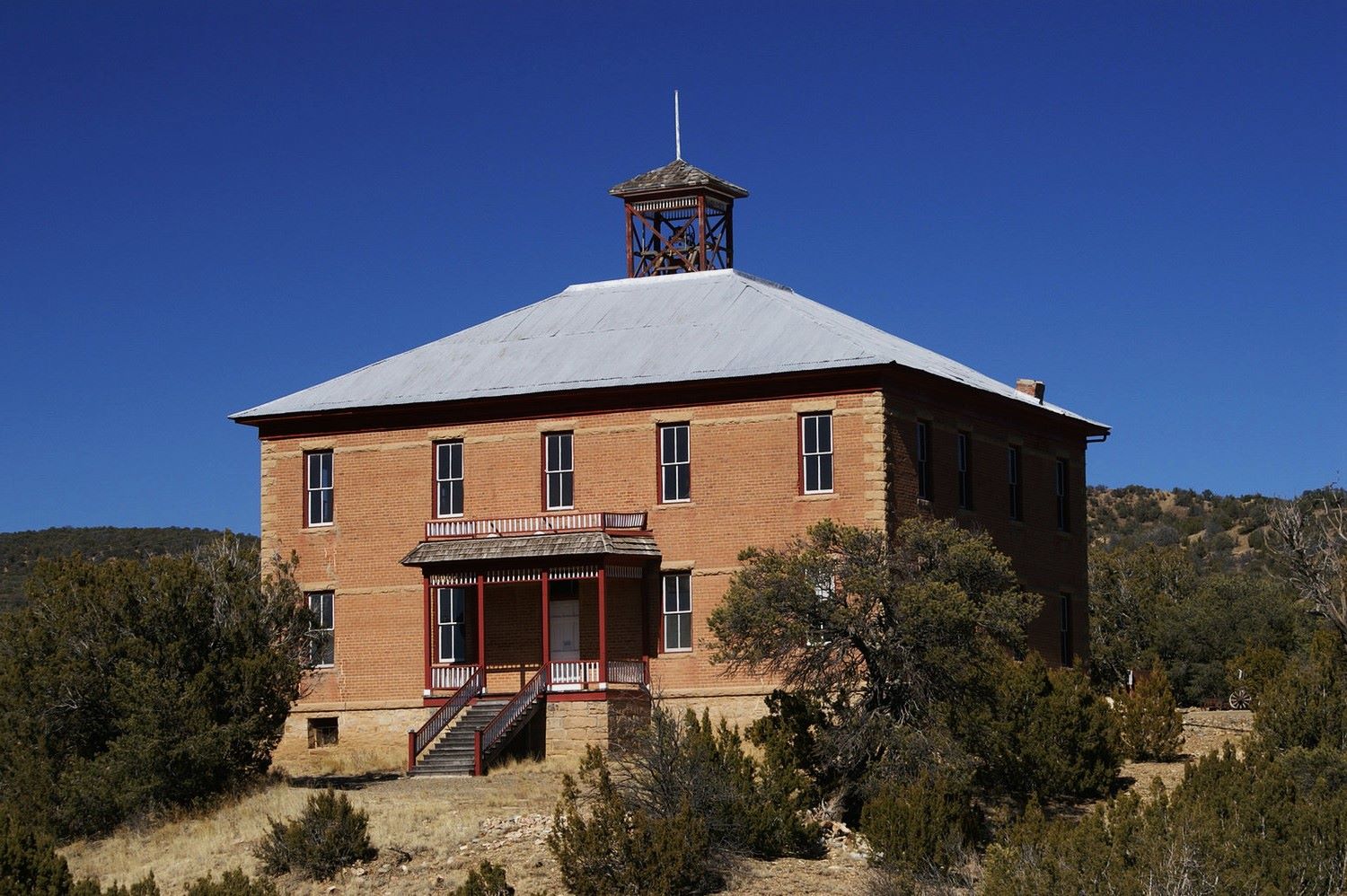 ghost-towns-of-new-mexicos-white-oaks