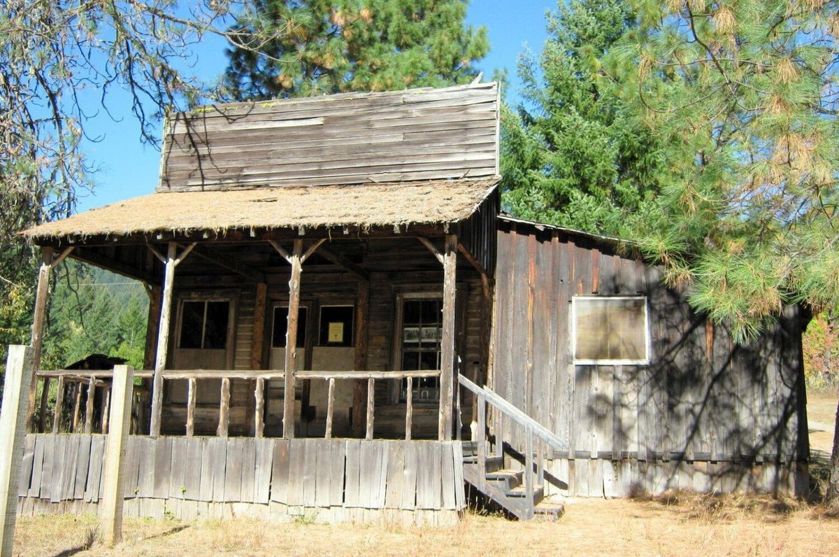 ghost-towns-of-oregons-golden