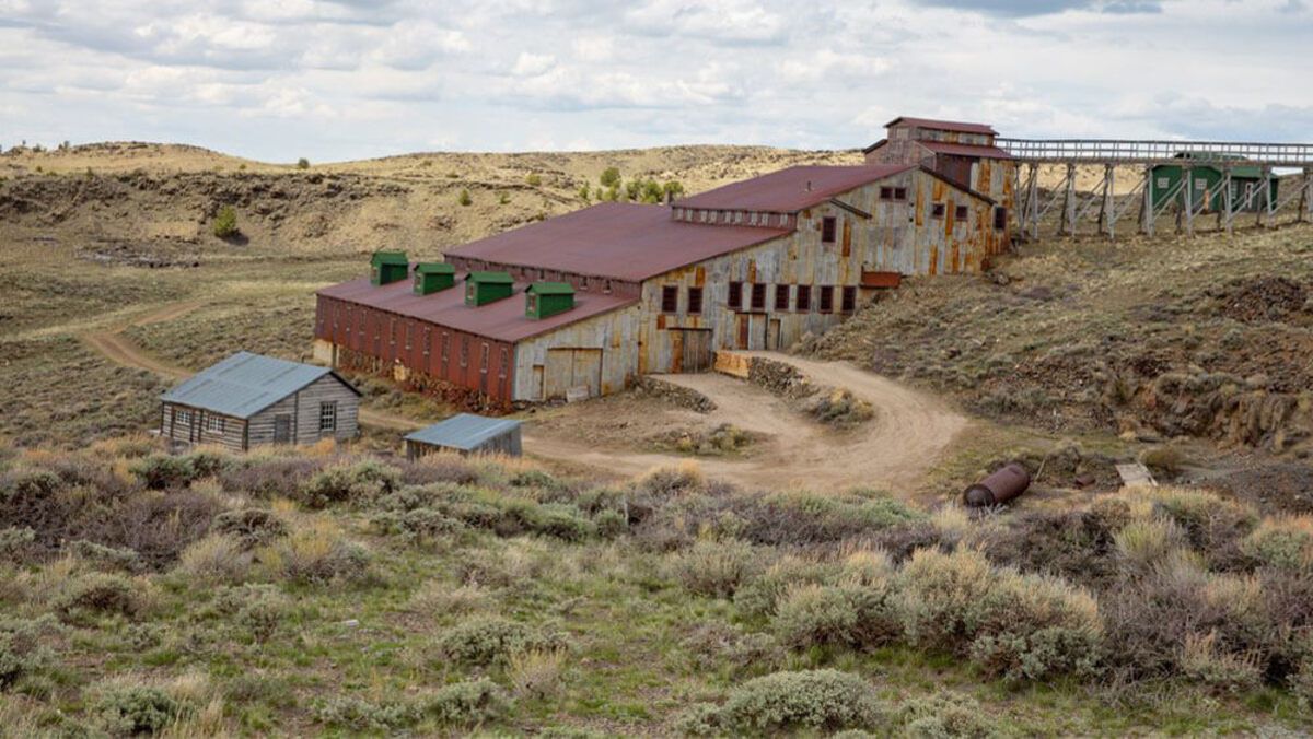 ghost-towns-of-wyomings-south-pass